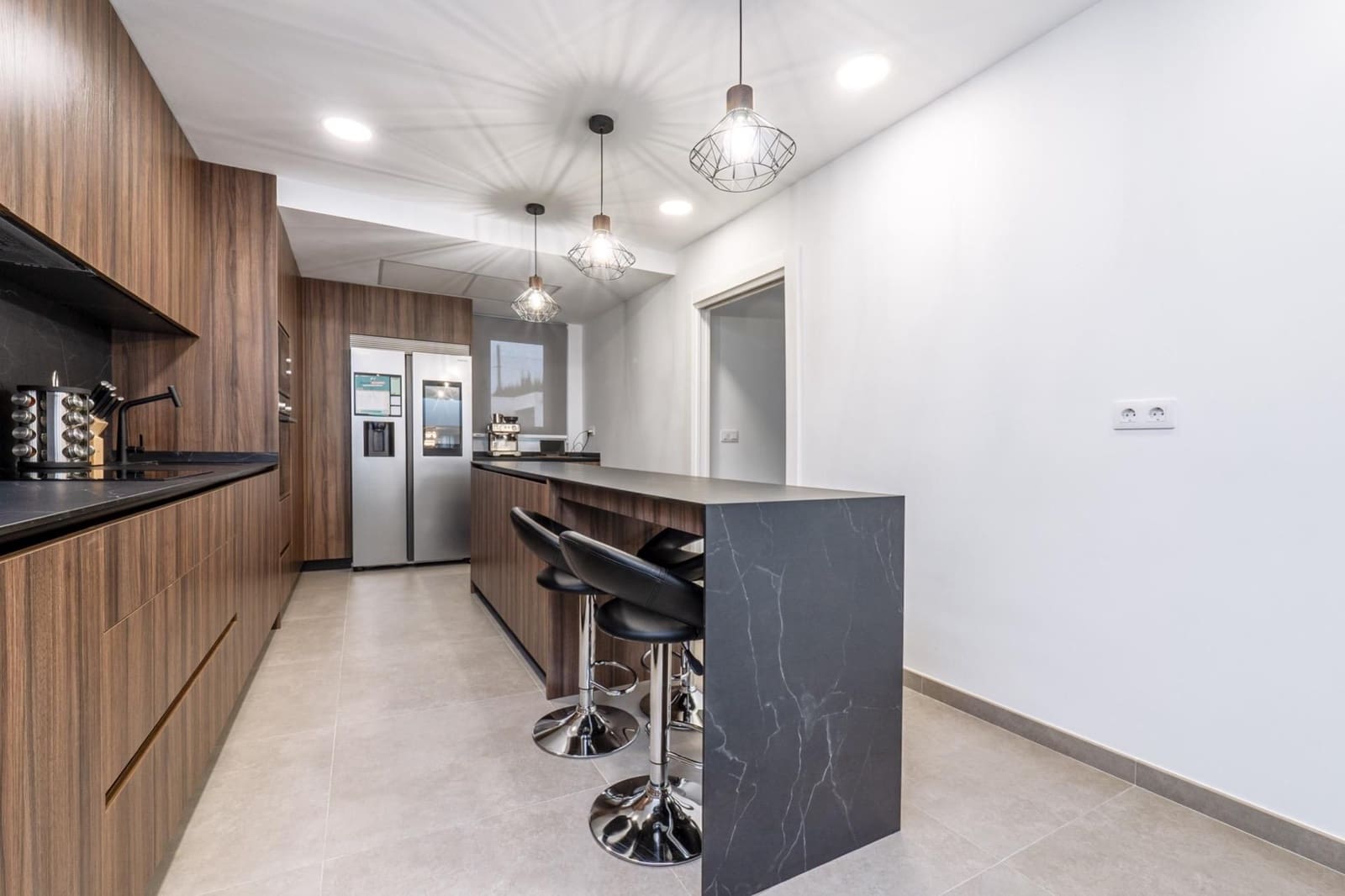 3 soveværelse Villa til salg i Otura med swimmingpool garage - € 749.000 (Ref: 9534169)