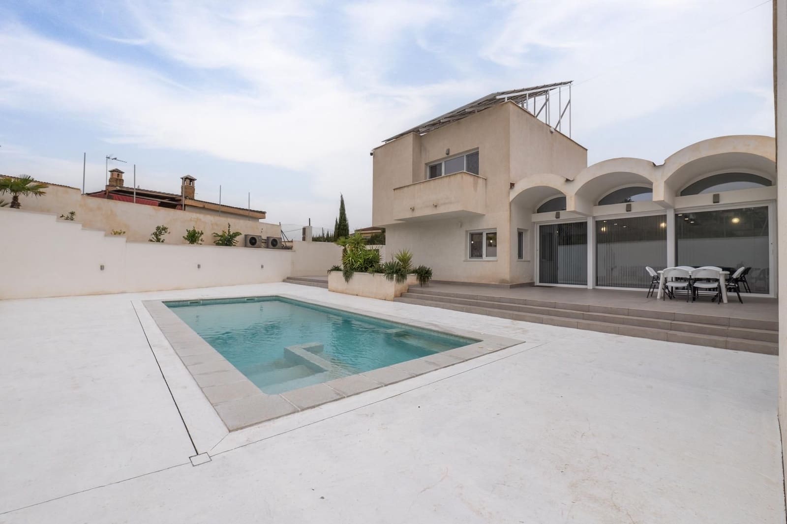 3 soveværelse Villa til salg i Otura med swimmingpool garage - € 749.000 (Ref: 9534169)