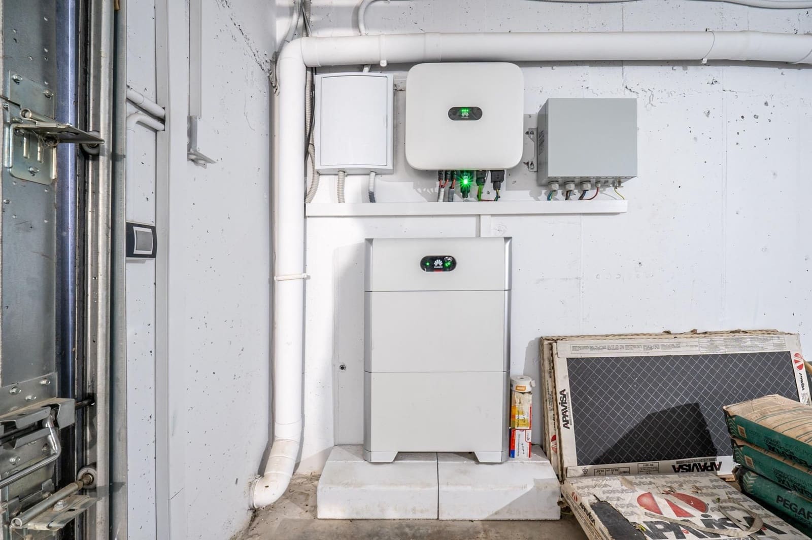 3 soveværelse Villa til salg i Otura med swimmingpool garage - € 749.000 (Ref: 9534169)