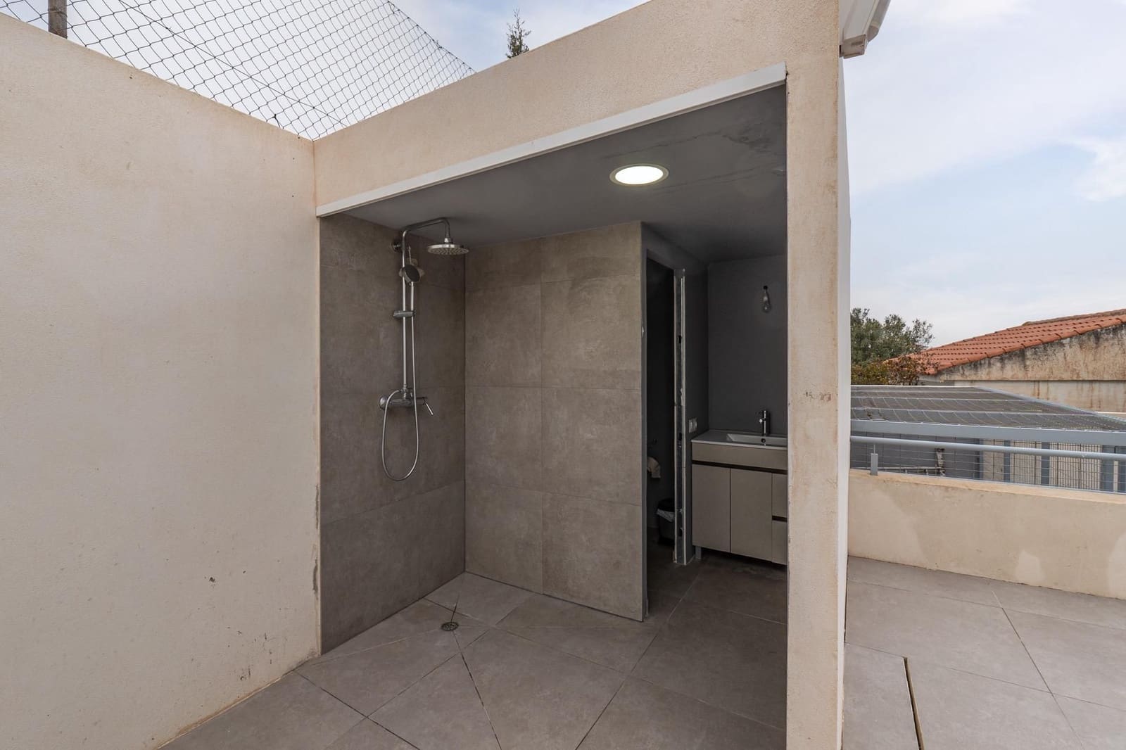 3 soveværelse Villa til salg i Otura med swimmingpool garage - € 749.000 (Ref: 9534169)