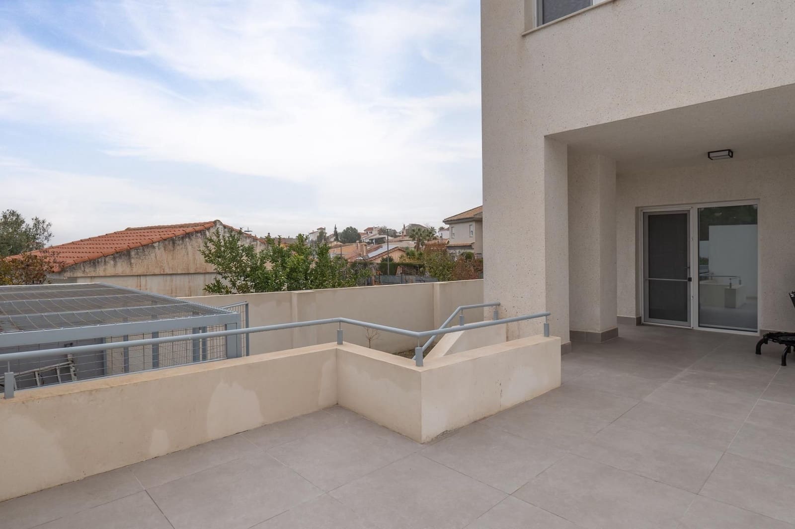 3 soveværelse Villa til salg i Otura med swimmingpool garage - € 749.000 (Ref: 9534169)