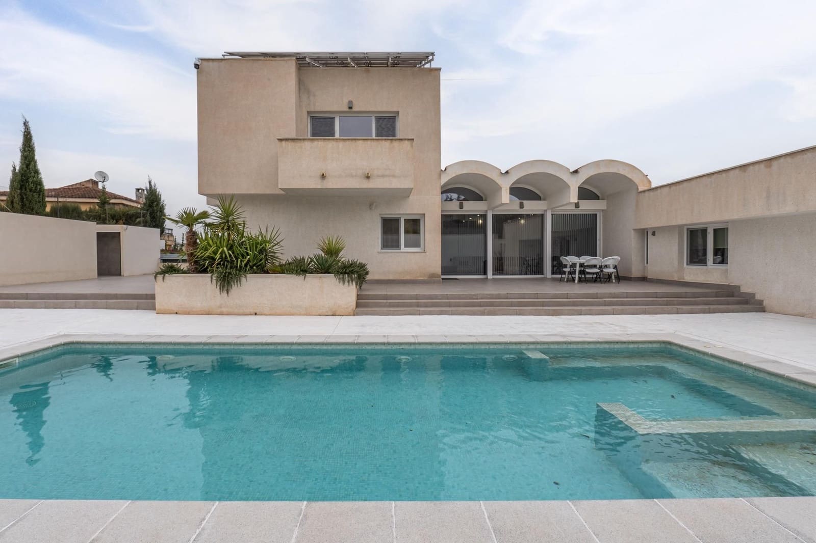 3 soveværelse Villa til salg i Otura med swimmingpool garage - € 749.000 (Ref: 9534169)