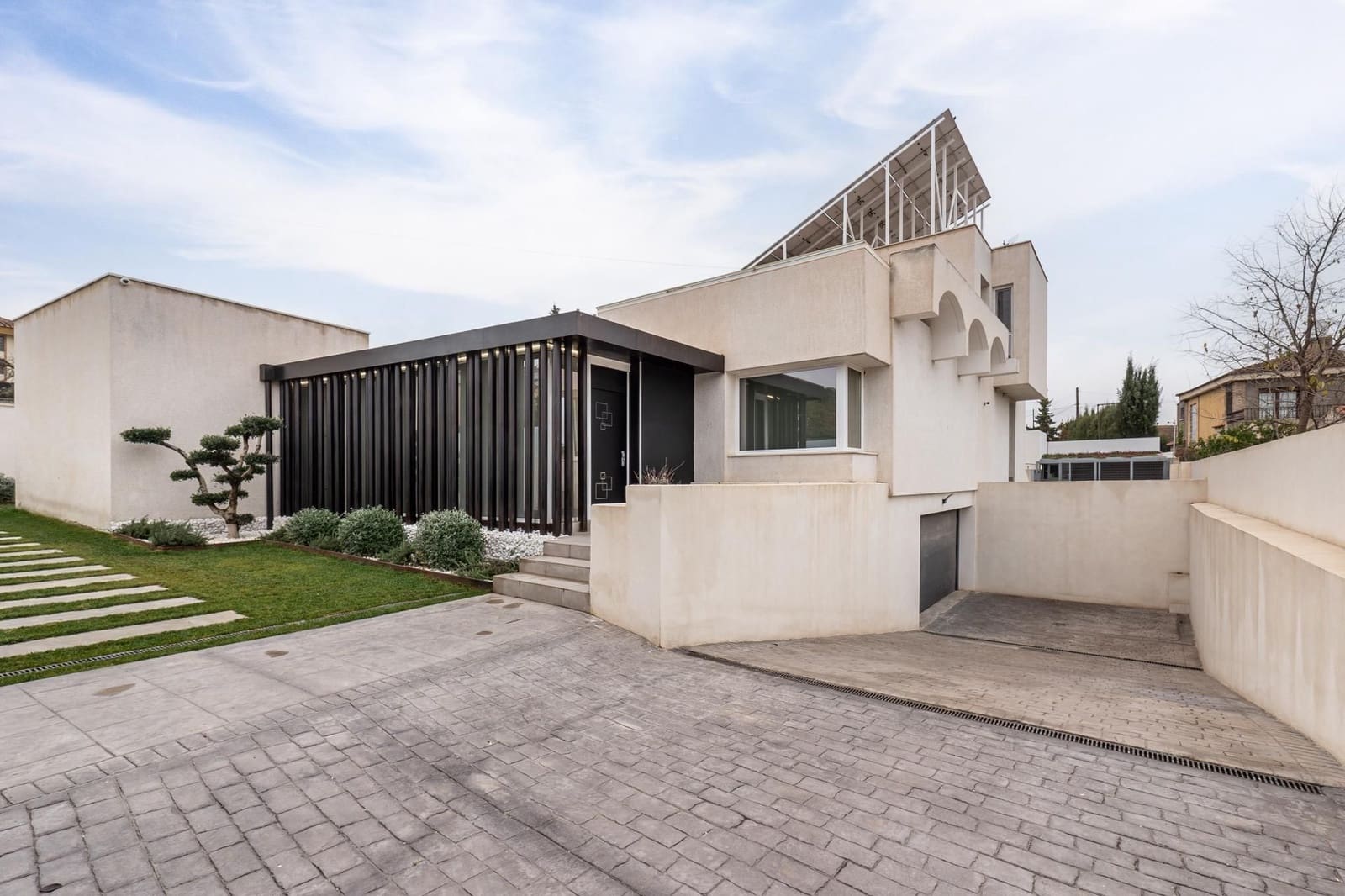 3 soveværelse Villa til salg i Otura med swimmingpool garage - € 749.000 (Ref: 9534169)