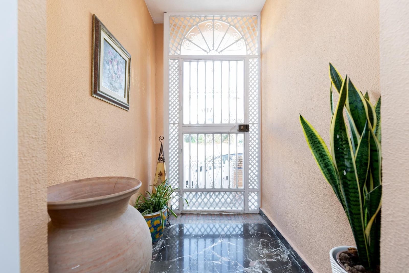 4 soveværelse Semi-Rækkehus til salg i Huetor Vega med garage - € 249.990 (Ref: 9534171)