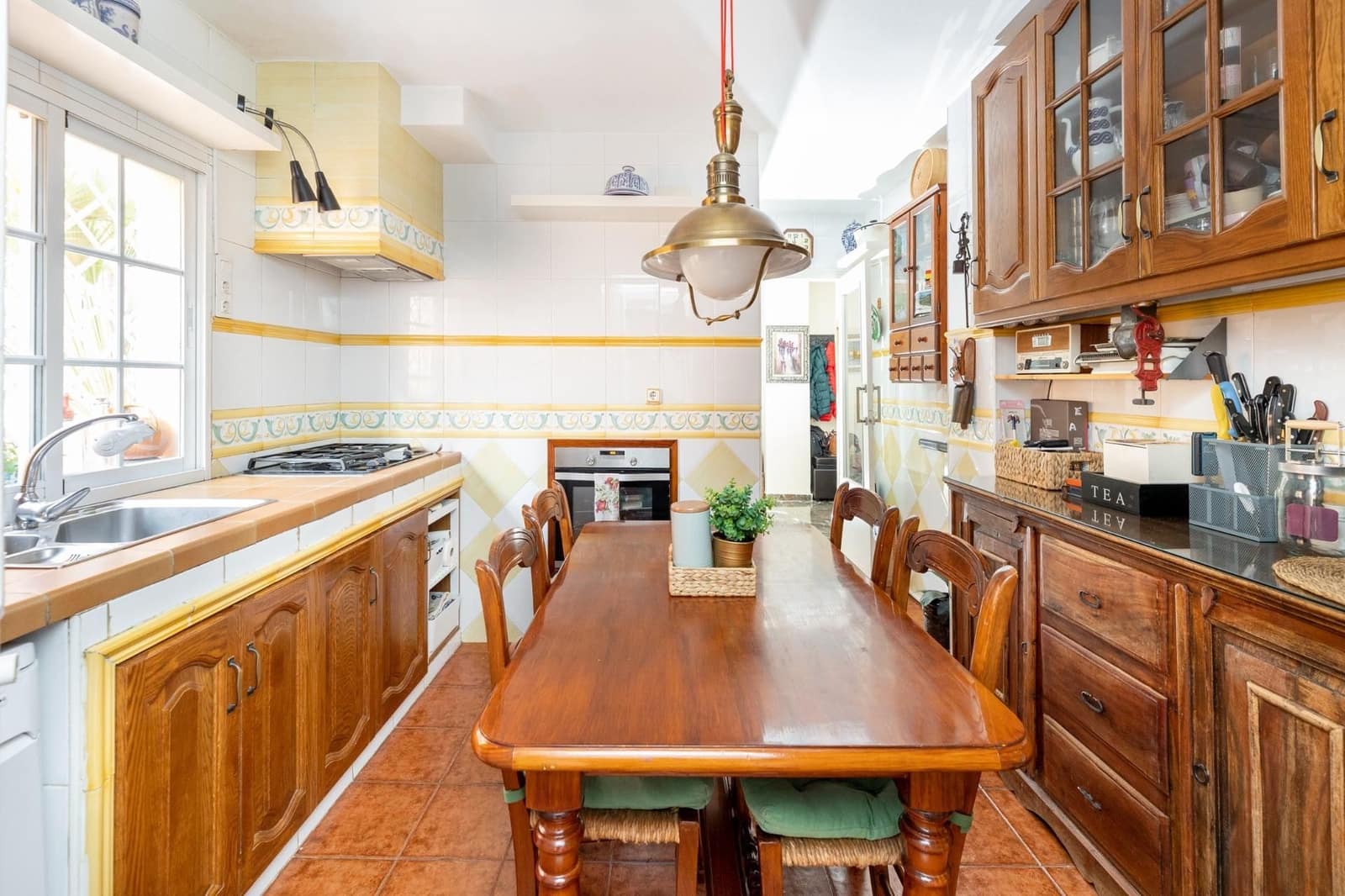 4 soveværelse Semi-Rækkehus til salg i Huetor Vega med garage - € 249.990 (Ref: 9534171)