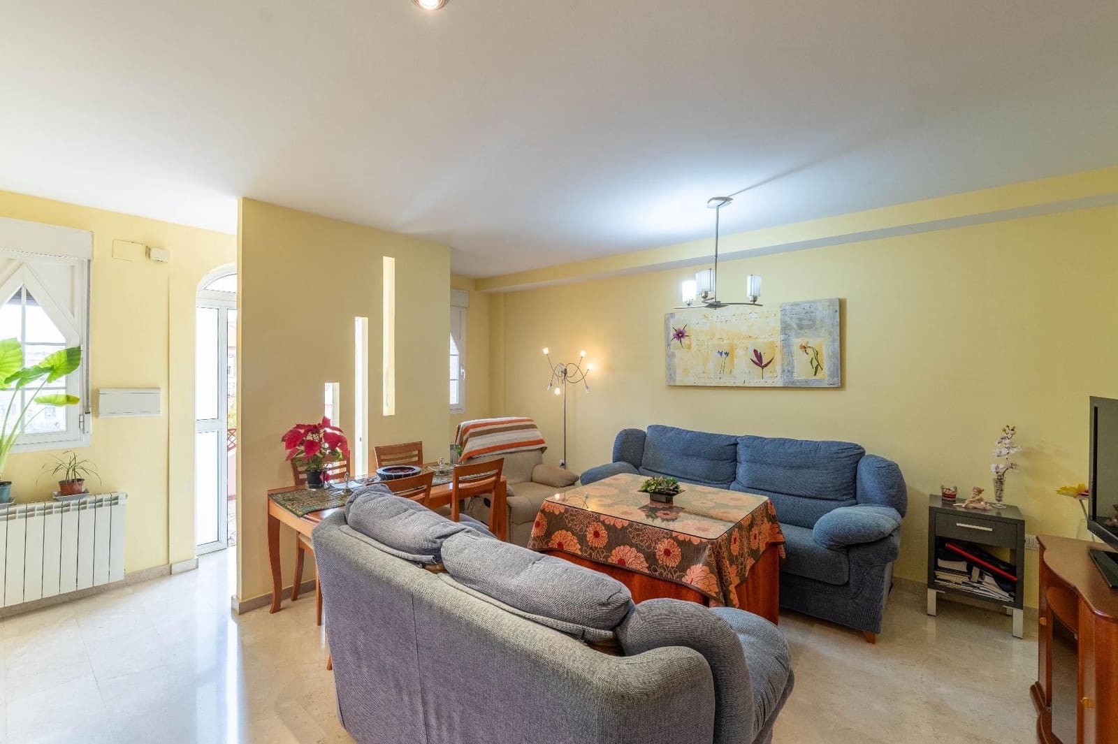 3 makuuhuone Omakotitalo myytävänä paikassa Las Gabias mukana 
autotalli - 225 000 € (Ref: 9534173)