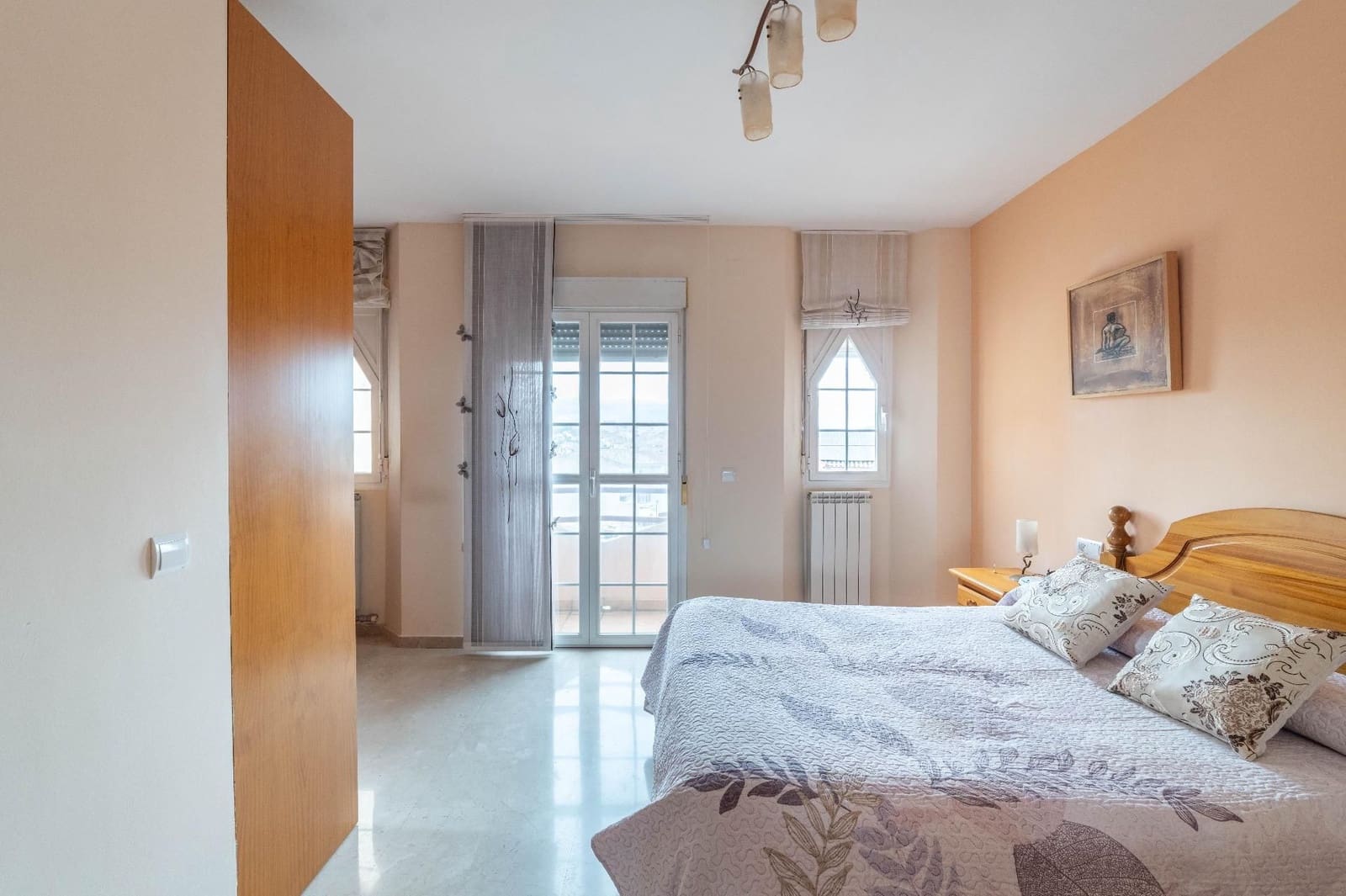 3 makuuhuone Omakotitalo myytävänä paikassa Las Gabias mukana 
autotalli - 225 000 € (Ref: 9534173)