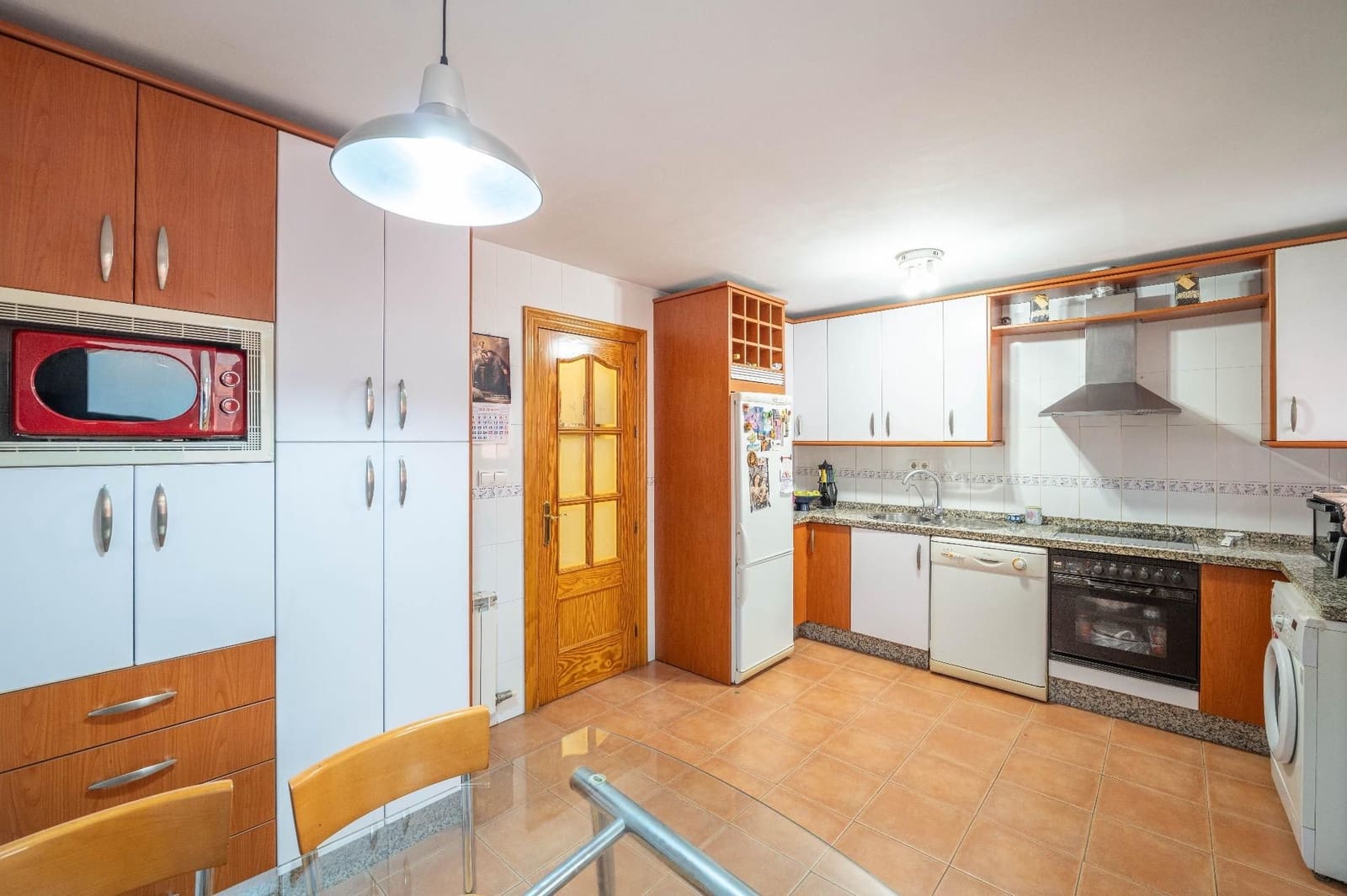 3 makuuhuone Omakotitalo myytävänä paikassa Las Gabias mukana 
autotalli - 225 000 € (Ref: 9534173)