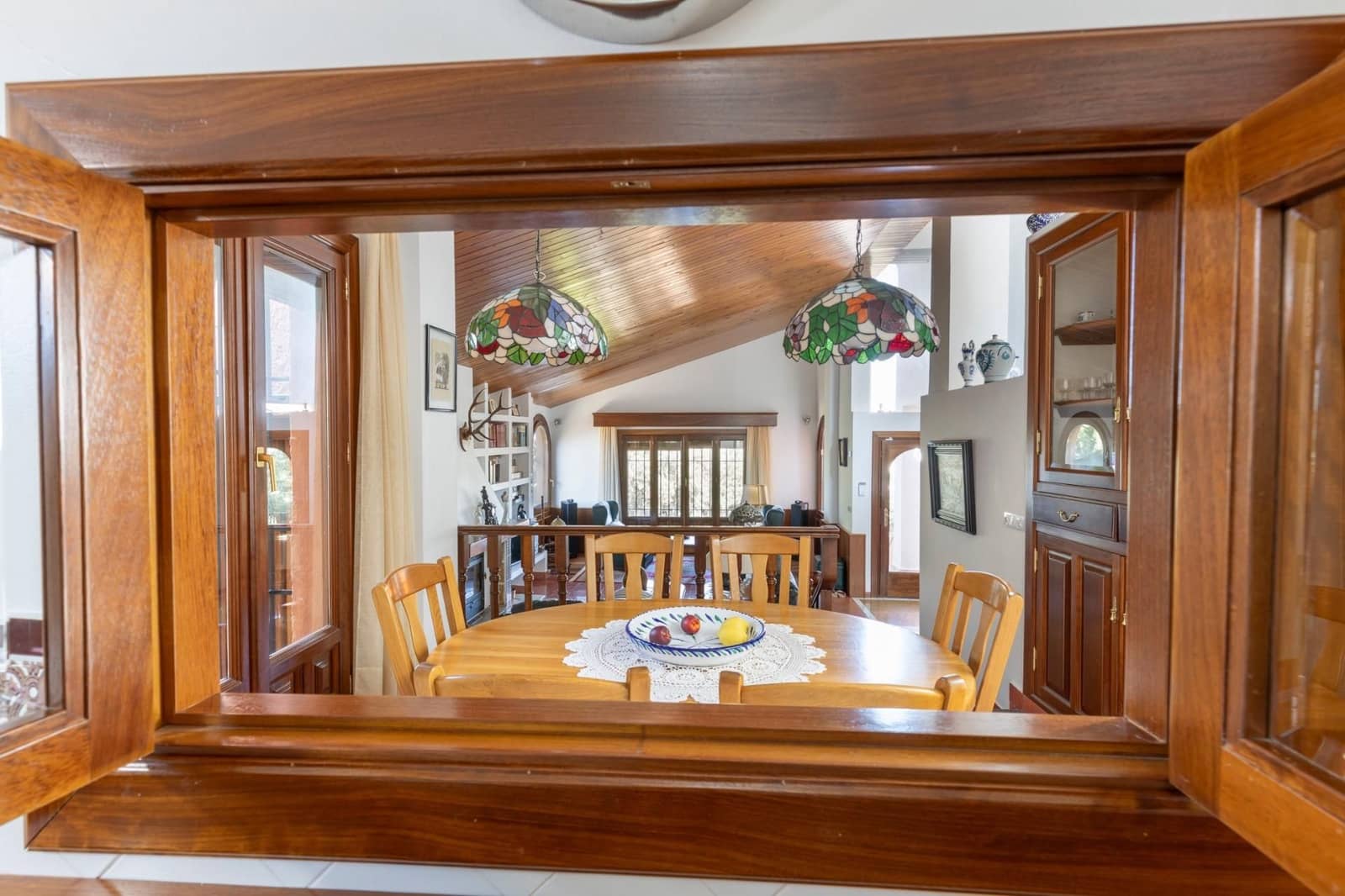 6 bedroom Villa for sale in Huetor Vega with garage - € 850,000 (Ref: 9534175)