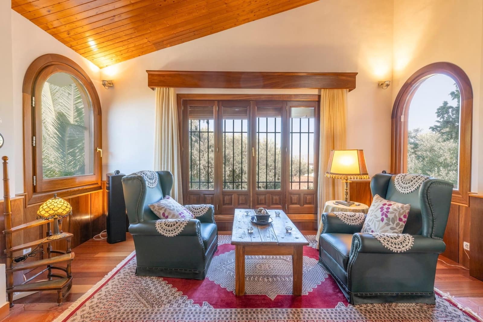 6 bedroom Villa for sale in Huetor Vega with garage - € 850,000 (Ref: 9534175)