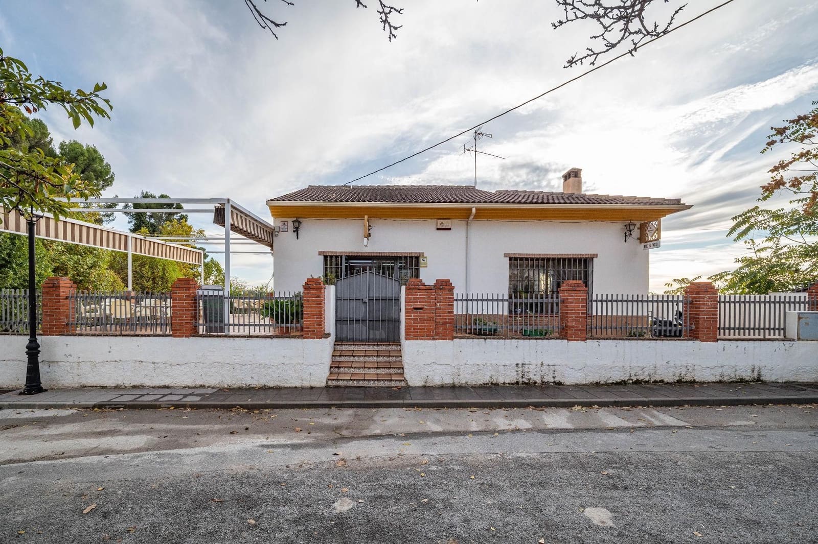 Kommersiell til salgs i Alfacar - € 449 000 (Ref: 9534176)