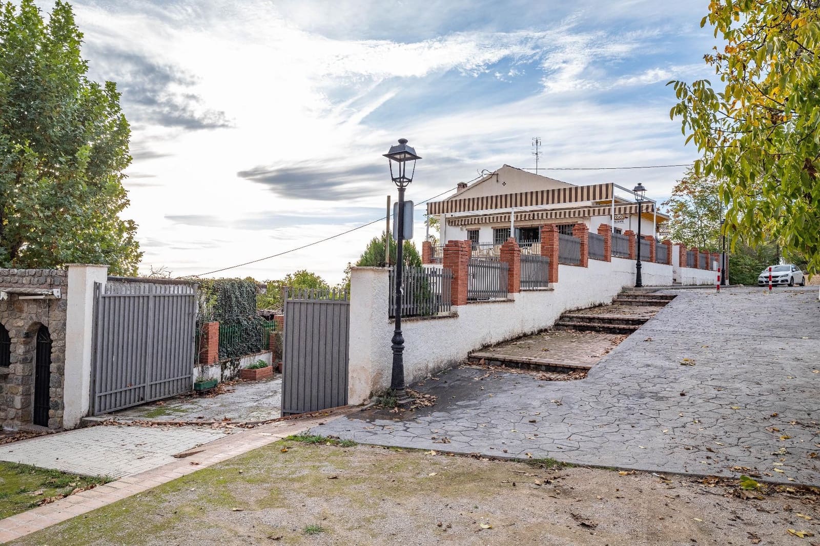 Kommersiell til salgs i Alfacar - € 449 000 (Ref: 9534176)