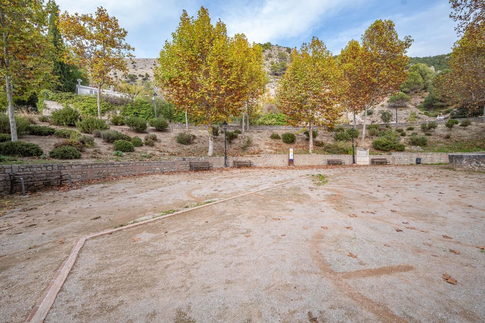 Kommersiell til salgs i Alfacar - € 449 000 (Ref: 9534176)