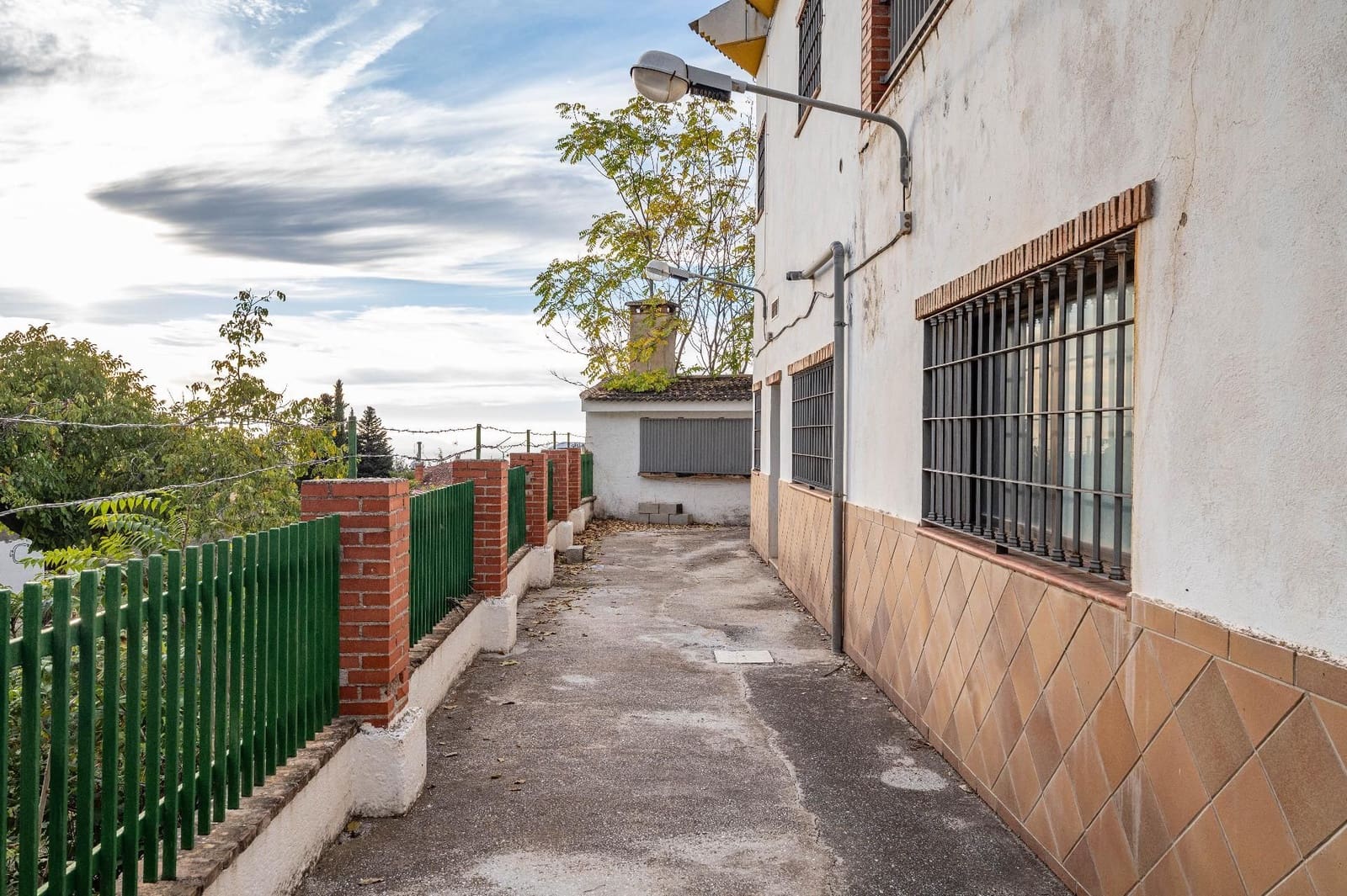 Kommersiell til salgs i Alfacar - € 449 000 (Ref: 9534176)