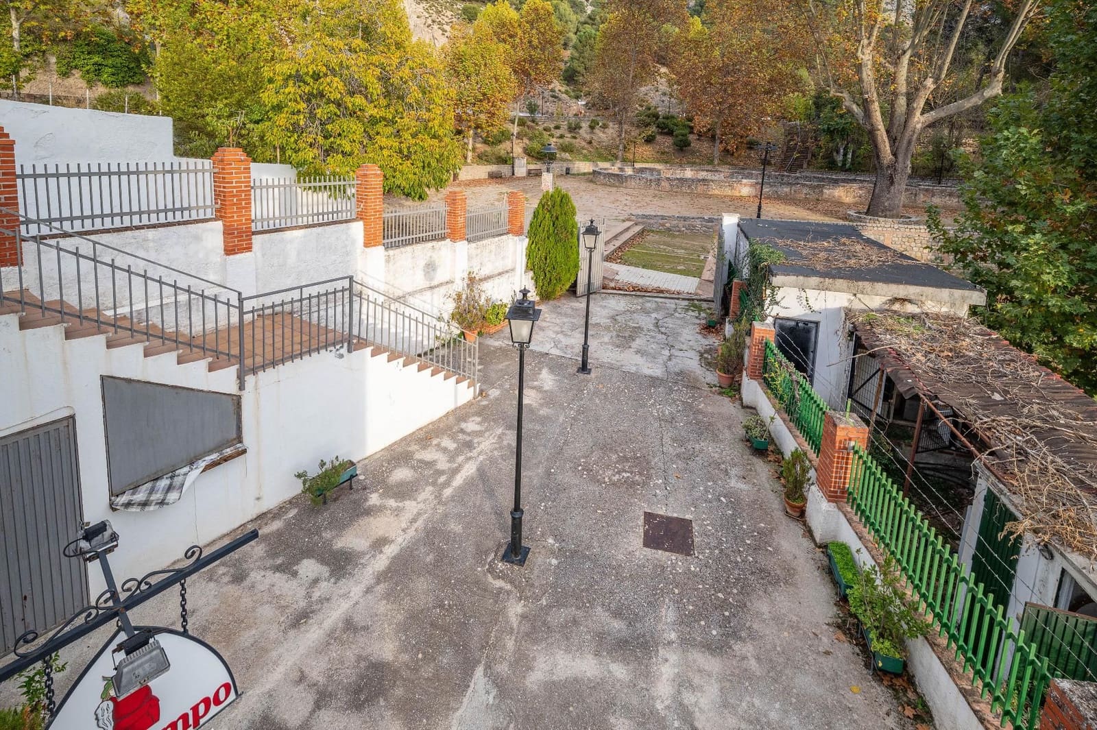 Kommersiell til salgs i Alfacar - € 449 000 (Ref: 9534176)