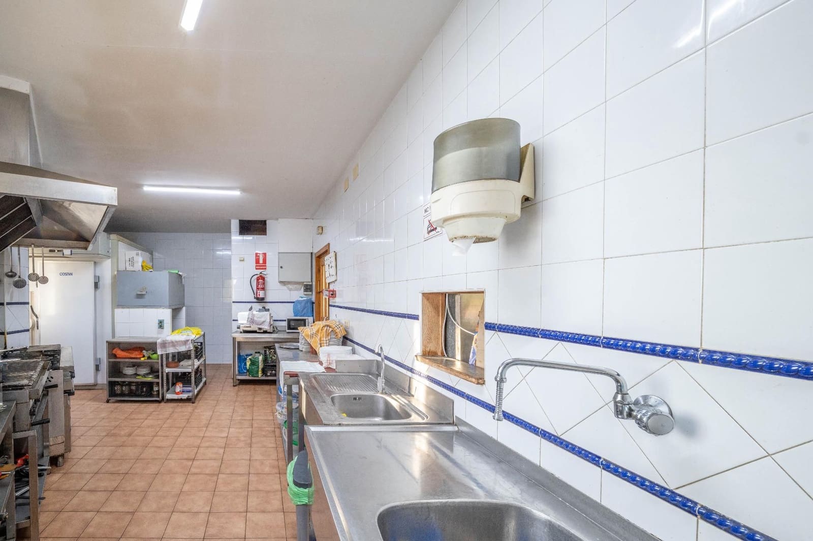 Kommersiell til salgs i Alfacar - € 449 000 (Ref: 9534176)