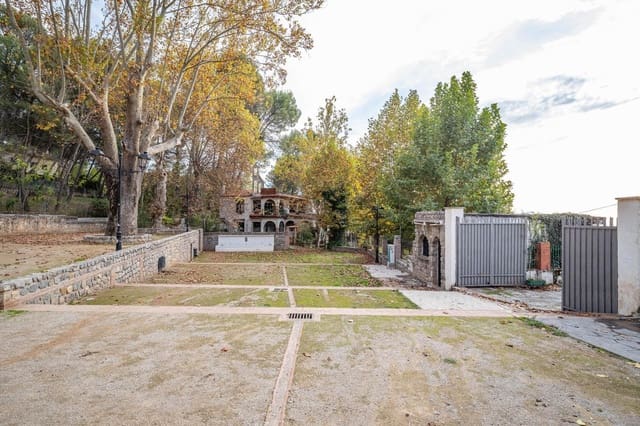 Commercial for sale in Alfacar - € 449,000 (Ref: 9534176)