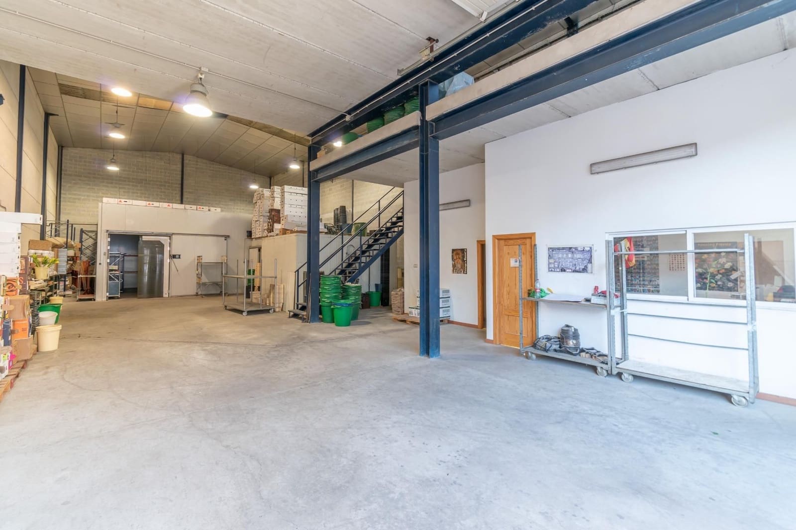 Kommersiell til salgs i Albolote - € 278 000 (Ref: 9534177)