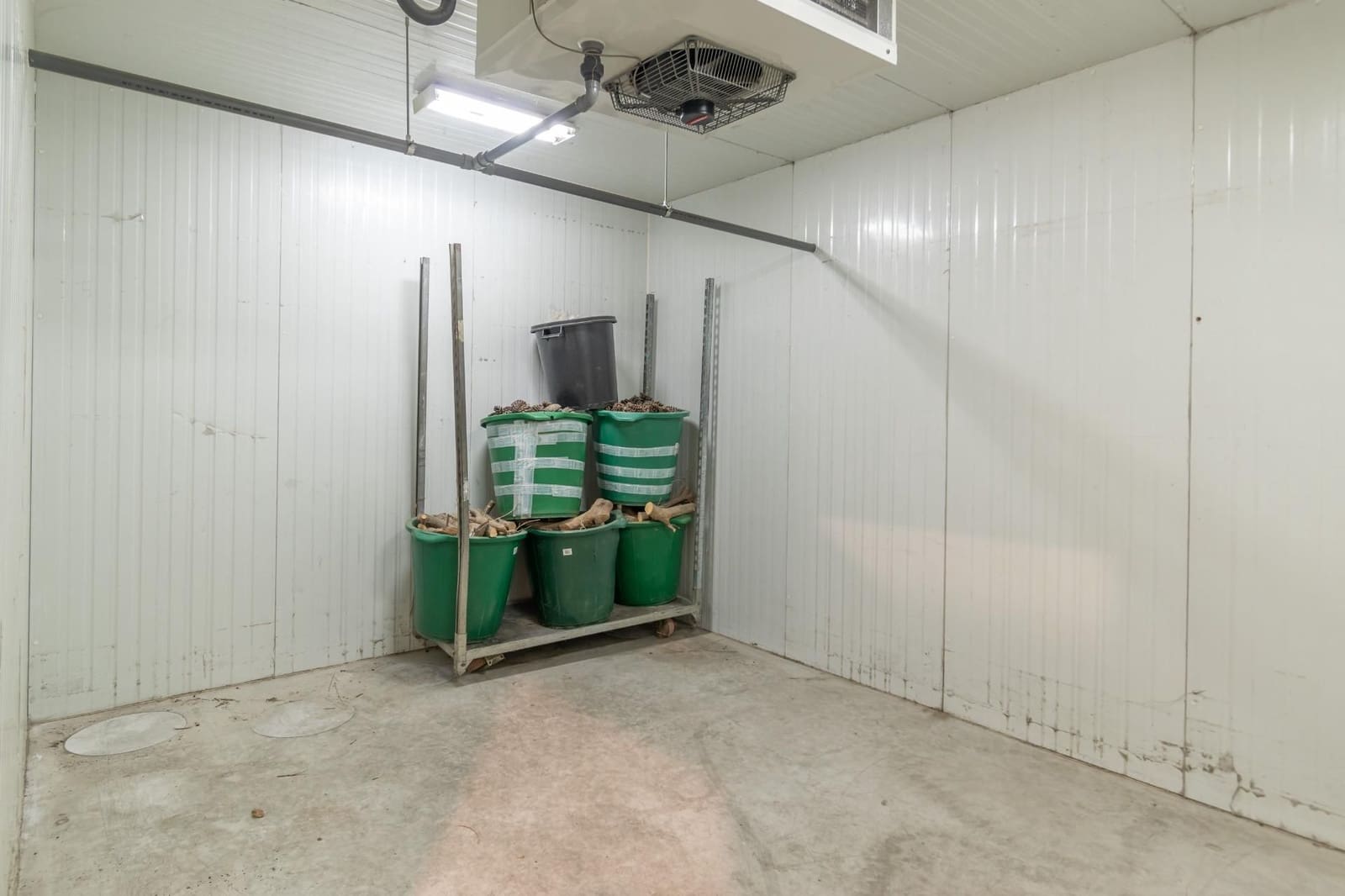 Kommersiell til salgs i Albolote - € 278 000 (Ref: 9534177)