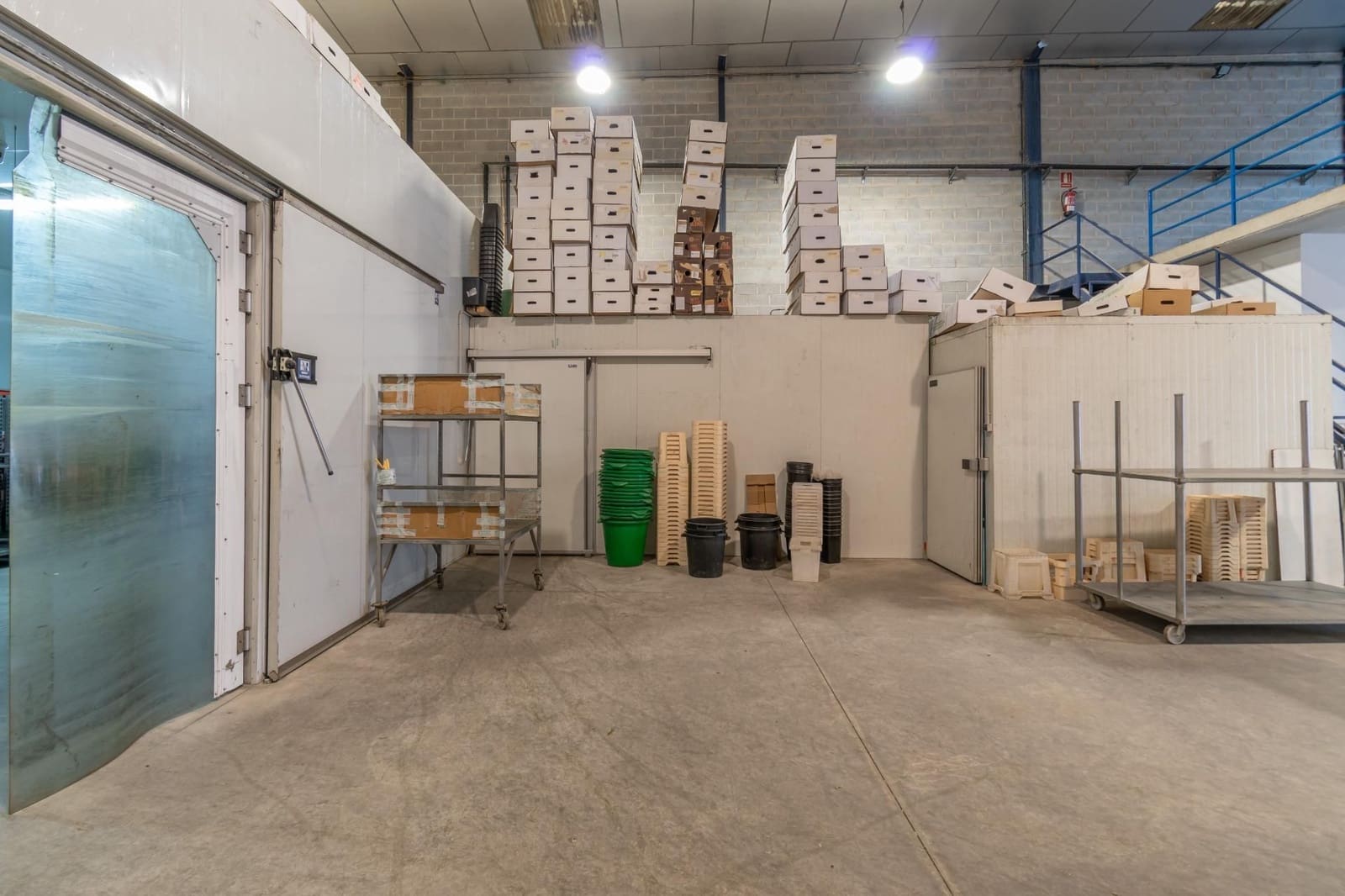 Kommersiell til salgs i Albolote - € 278 000 (Ref: 9534177)