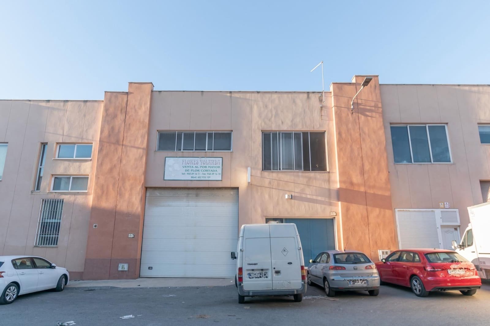 Kommersiell til salgs i Albolote - € 278 000 (Ref: 9534177)