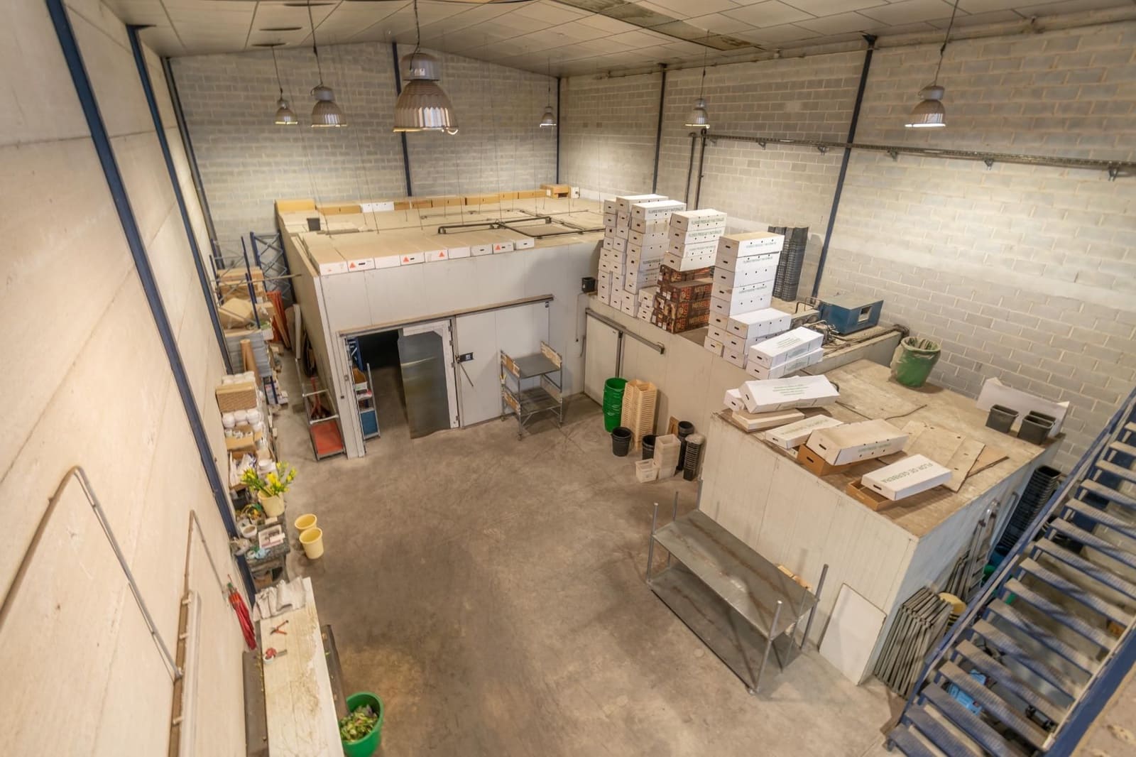 Kommersiell til salgs i Albolote - € 278 000 (Ref: 9534177)