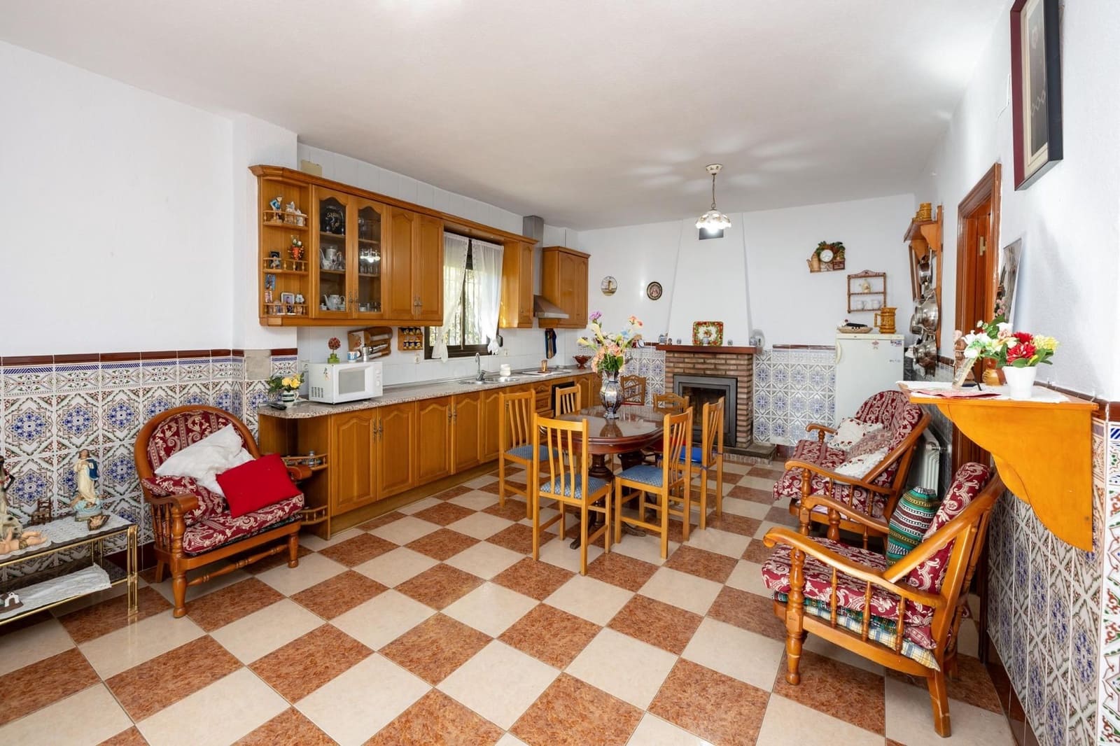 4 bedroom Townhouse for sale in La Taha - € 170,000 (Ref: 9534181)