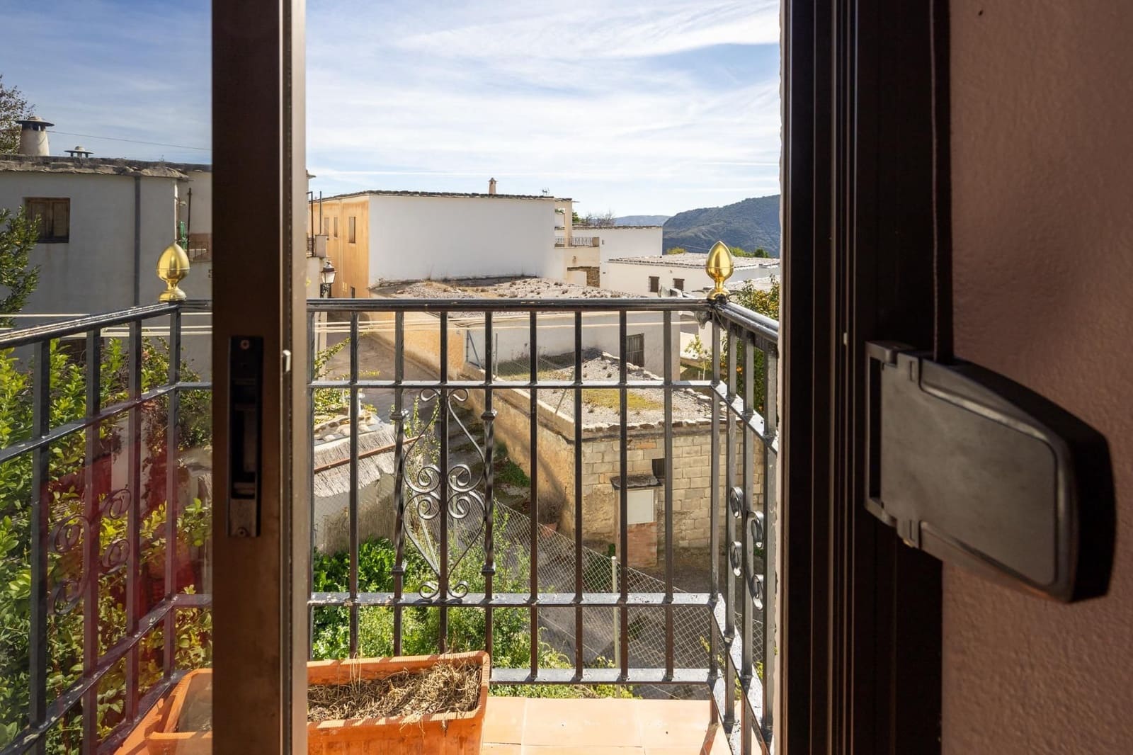 4 bedroom Townhouse for sale in La Taha - € 170,000 (Ref: 9534181)