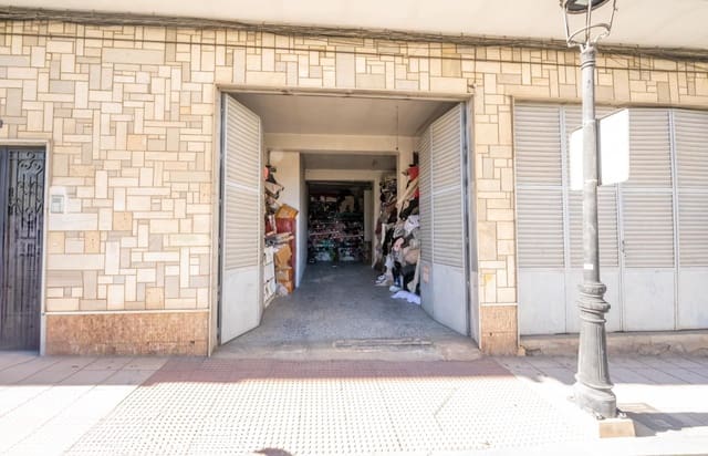 Komercyjne na sprzedaż w Guadix - 140 000 € (Ref: 9534183)