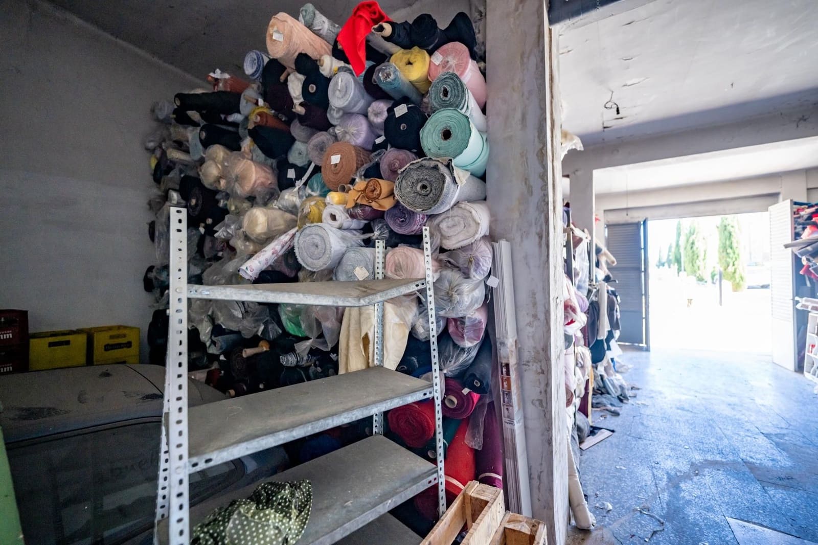 Commercial for sale in Guadix - € 140,000 (Ref: 9534183)