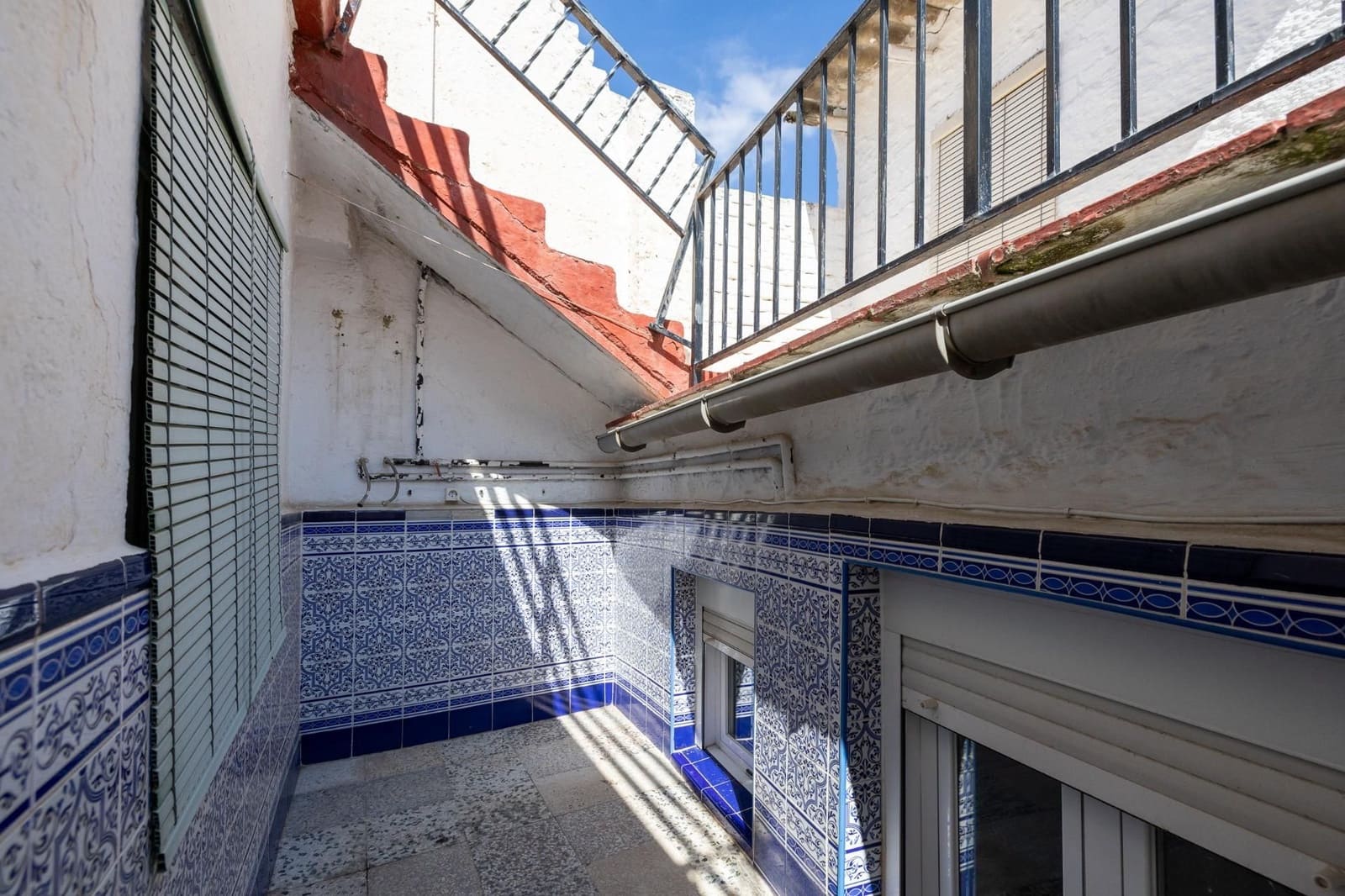 5 soveværelse Lejlighed til salg i Granada by - € 219.000 (Ref: 9534186)