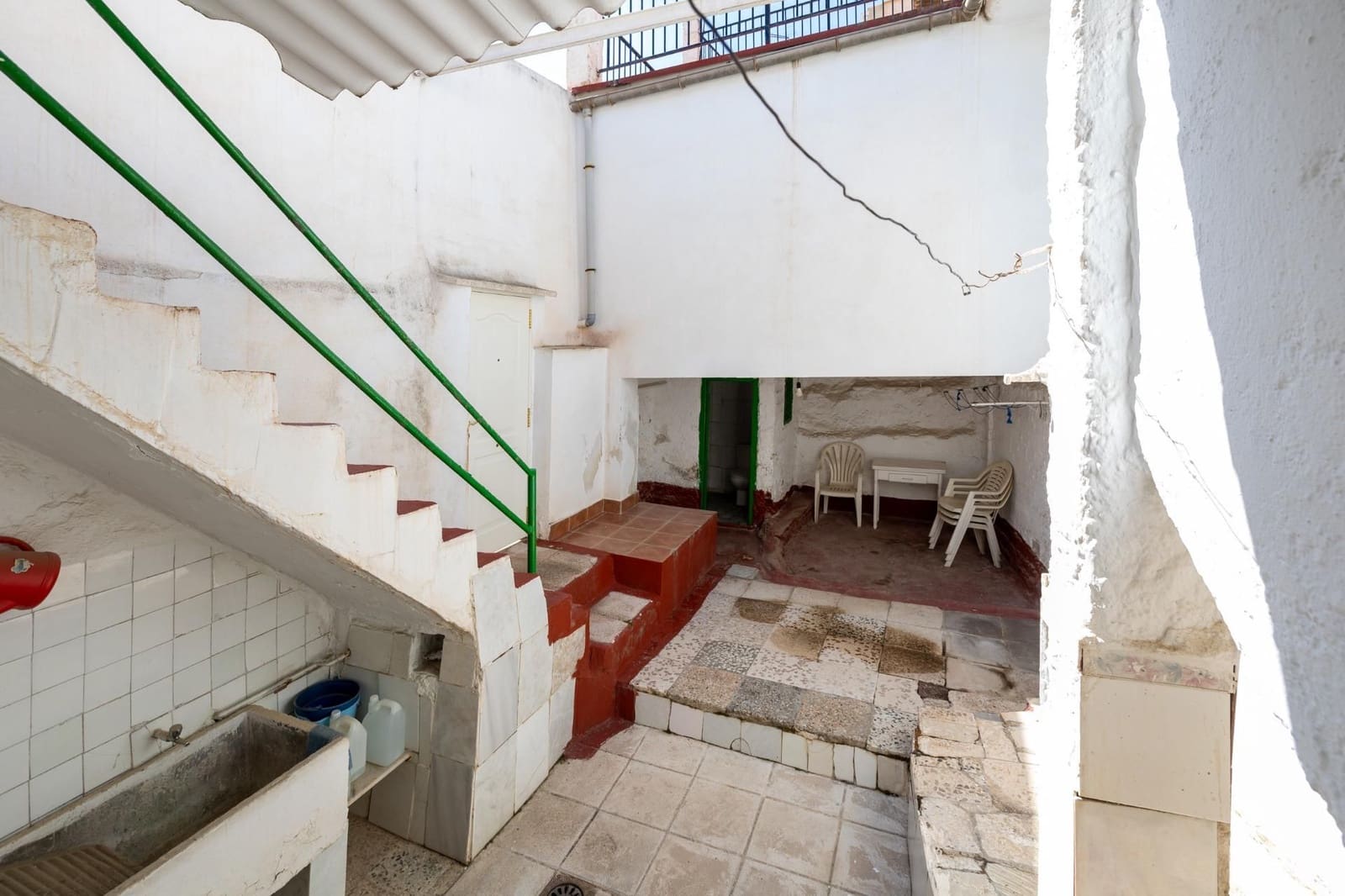 5 soveværelse Lejlighed til salg i Granada by - € 219.000 (Ref: 9534186)