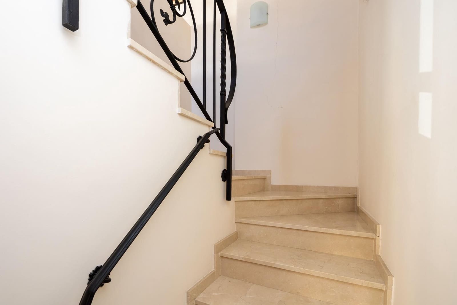 1 bedroom Flat for sale in Huetor Santillan - € 124,500 (Ref: 9534187)