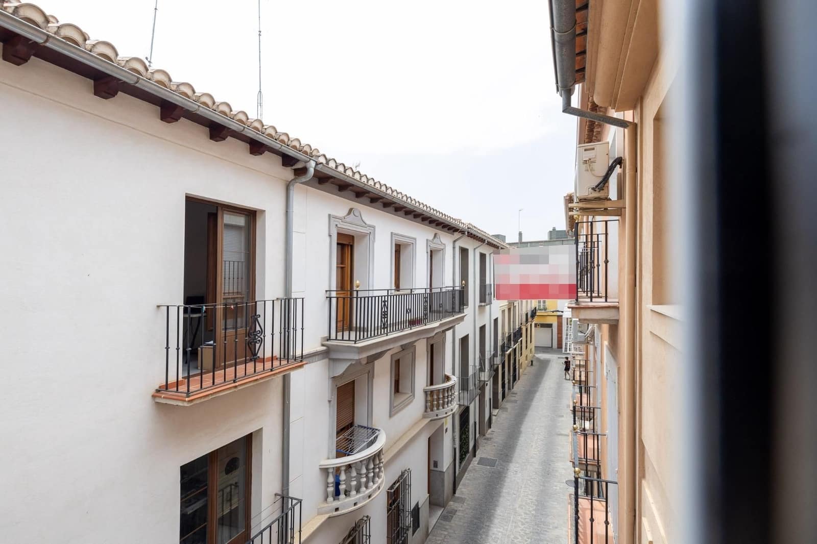 3 sypialnia Dom blizniak na sprzedaż w Miasto Grenada z garażem - 390 000 € (Ref: 9534188)