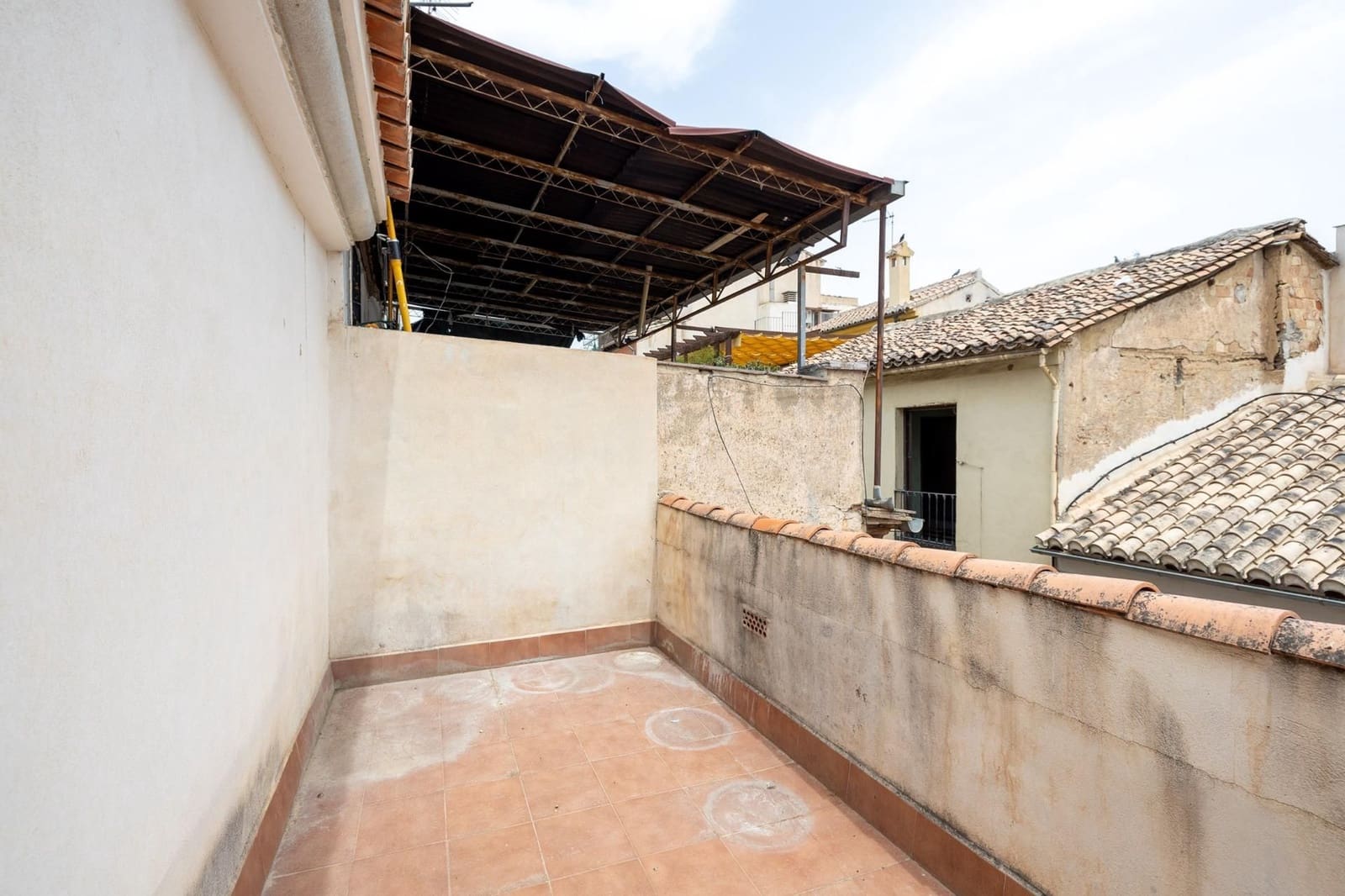 3 sypialnia Dom blizniak na sprzedaż w Miasto Grenada z garażem - 390 000 € (Ref: 9534188)