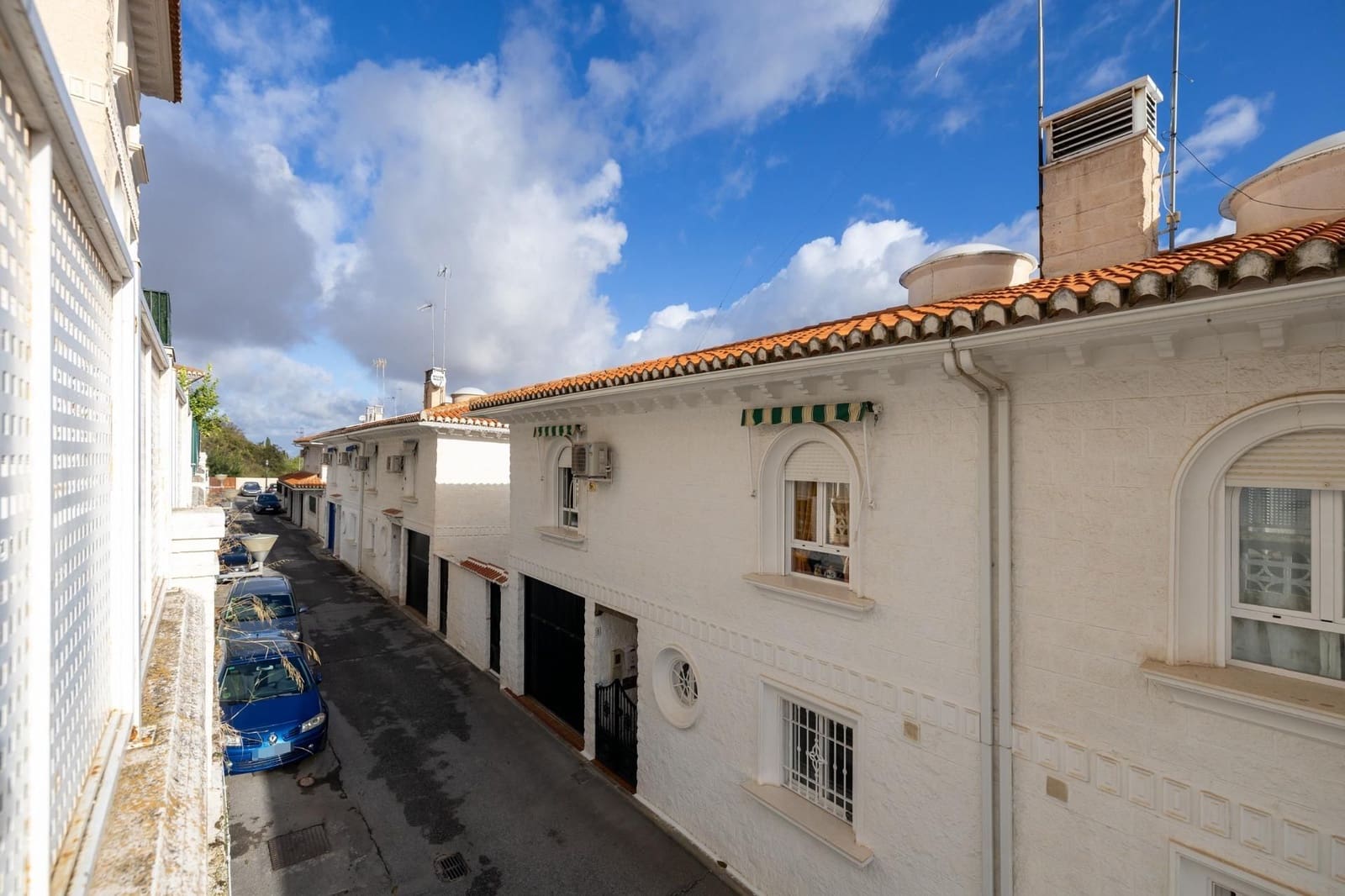 4 bedroom Villa for sale in Gojar with pool garage - € 295,000 (Ref: 9534189)