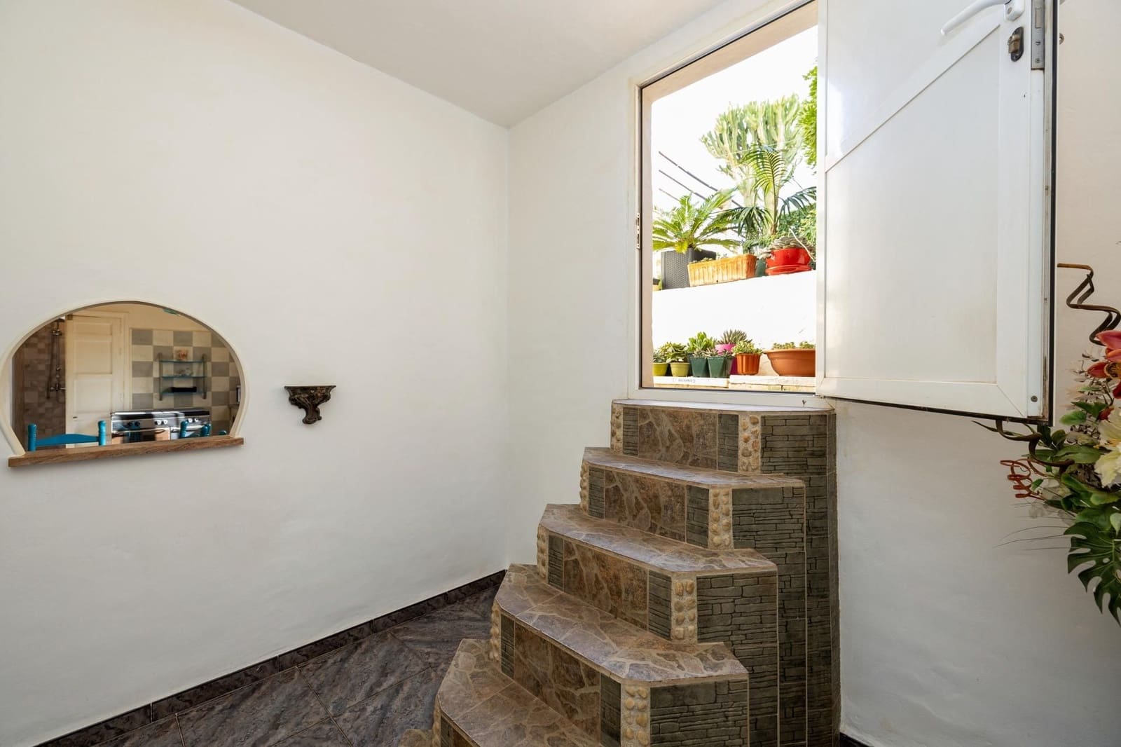 4 Zimmer Villa zu verkaufen in Rubite mit Garage - 220.000 € (Ref: 9534190)