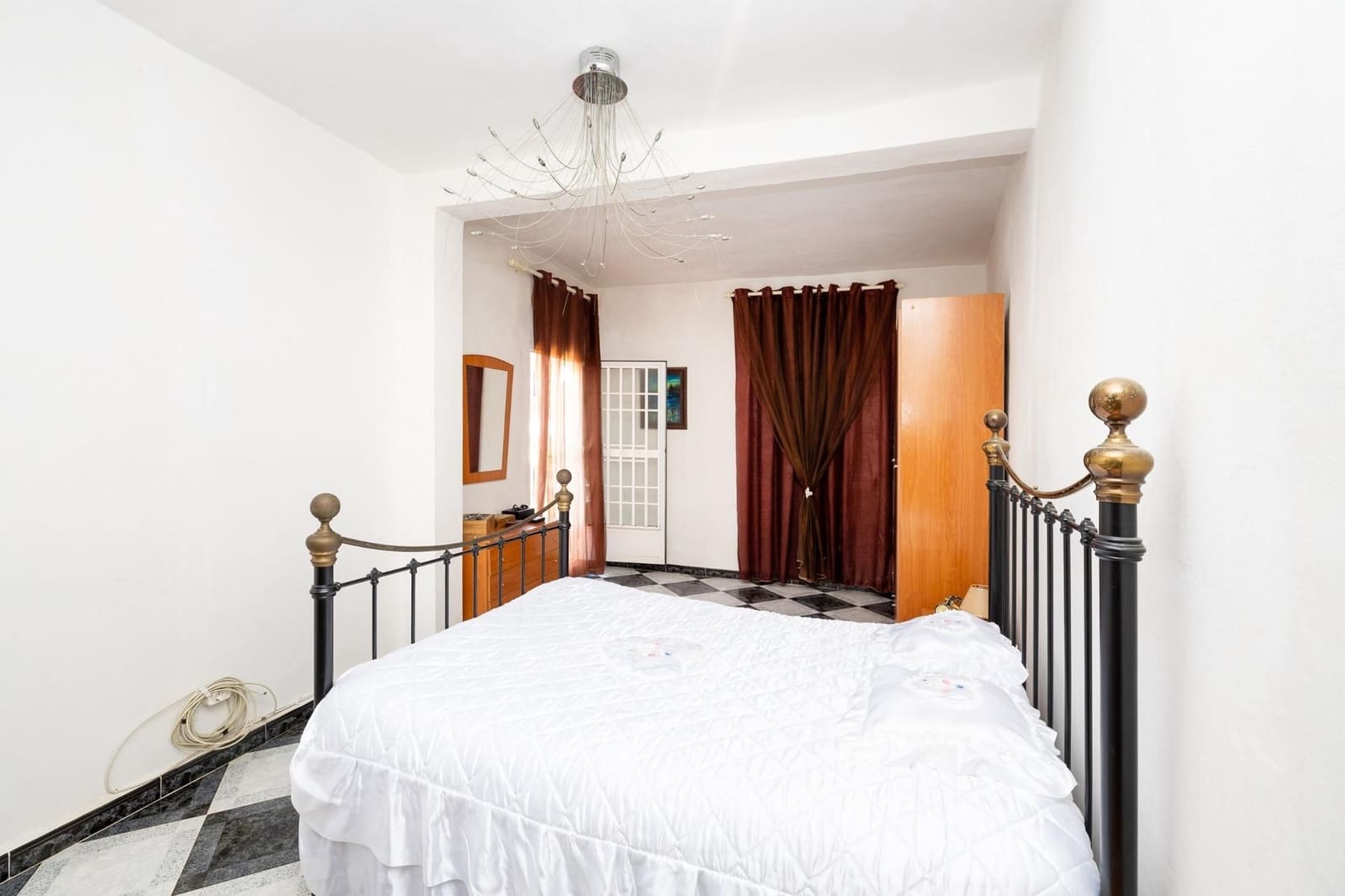 4 Zimmer Villa zu verkaufen in Rubite mit Garage - 220.000 € (Ref: 9534190)