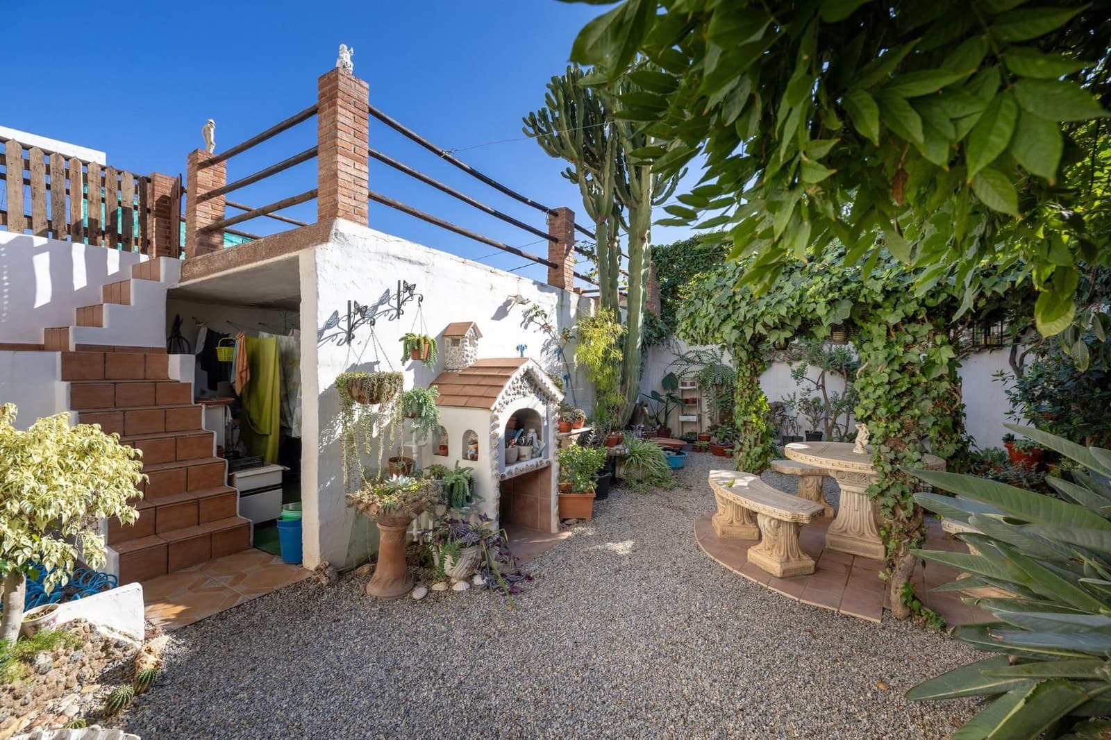 4 Zimmer Villa zu verkaufen in Rubite mit Garage - 220.000 € (Ref: 9534190)