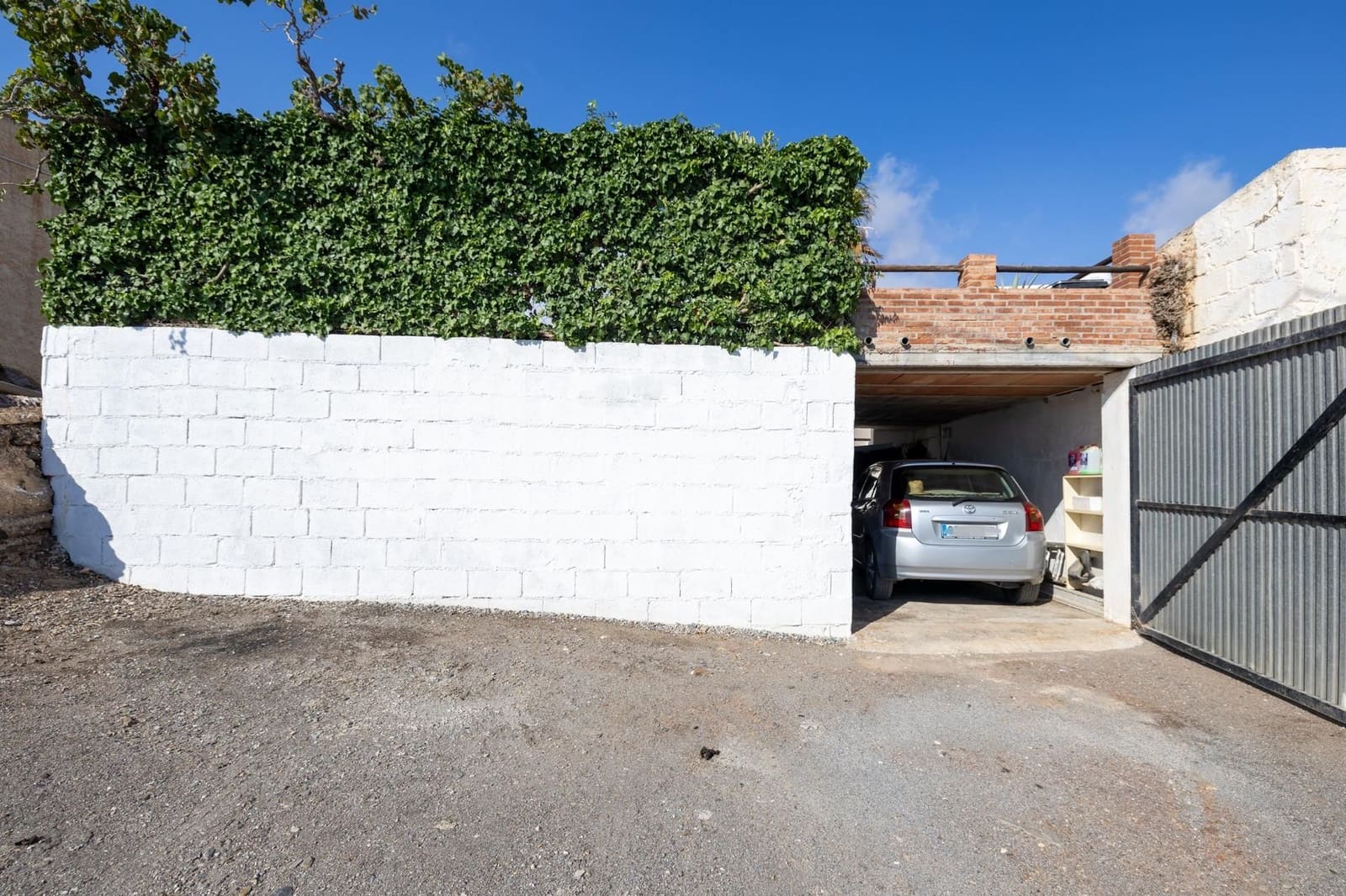 4 Zimmer Villa zu verkaufen in Rubite mit Garage - 220.000 € (Ref: 9534190)