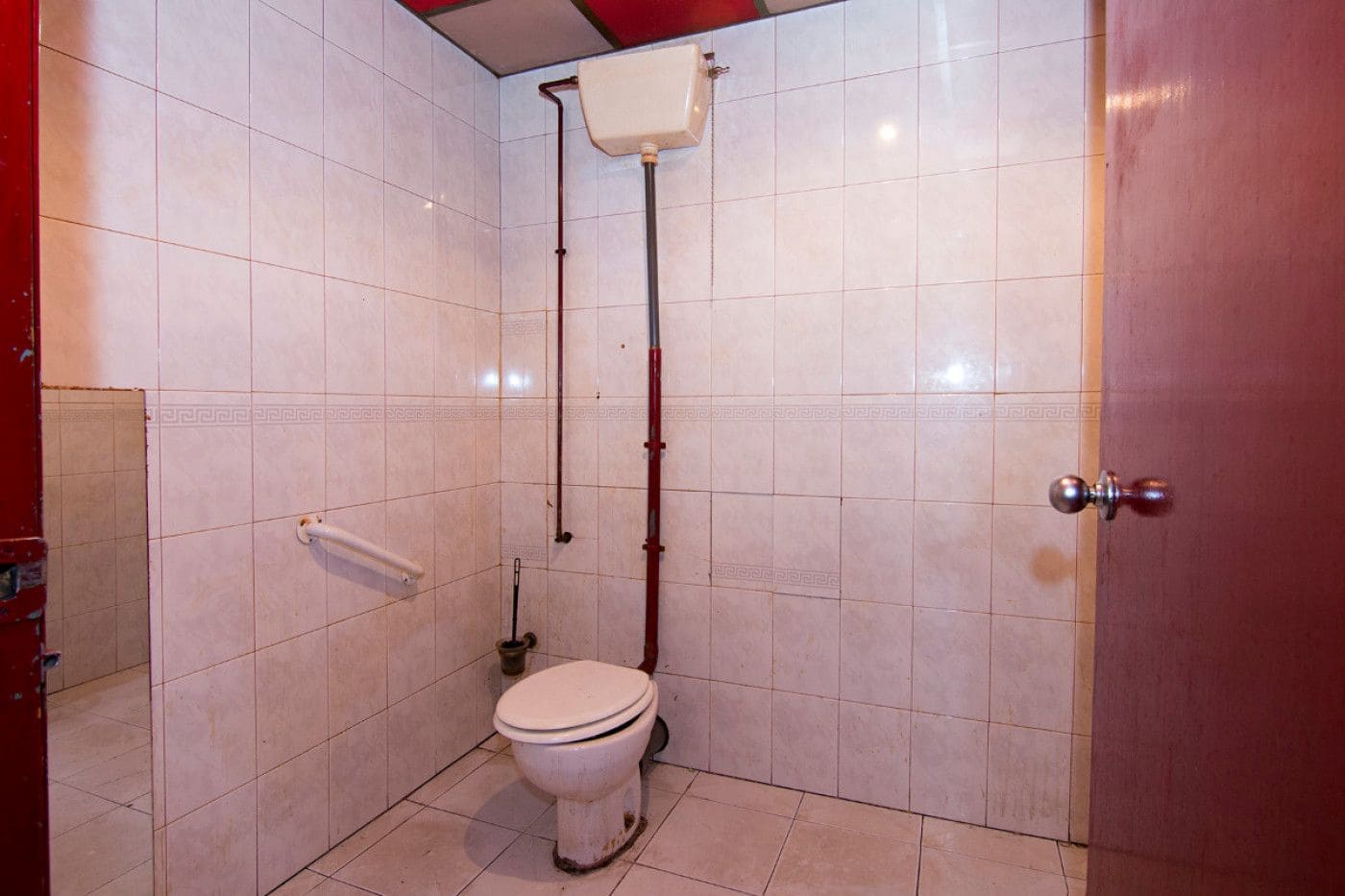 Local Comercial en Granada ciudad en venta - 200.000 € (Ref: 9534194)