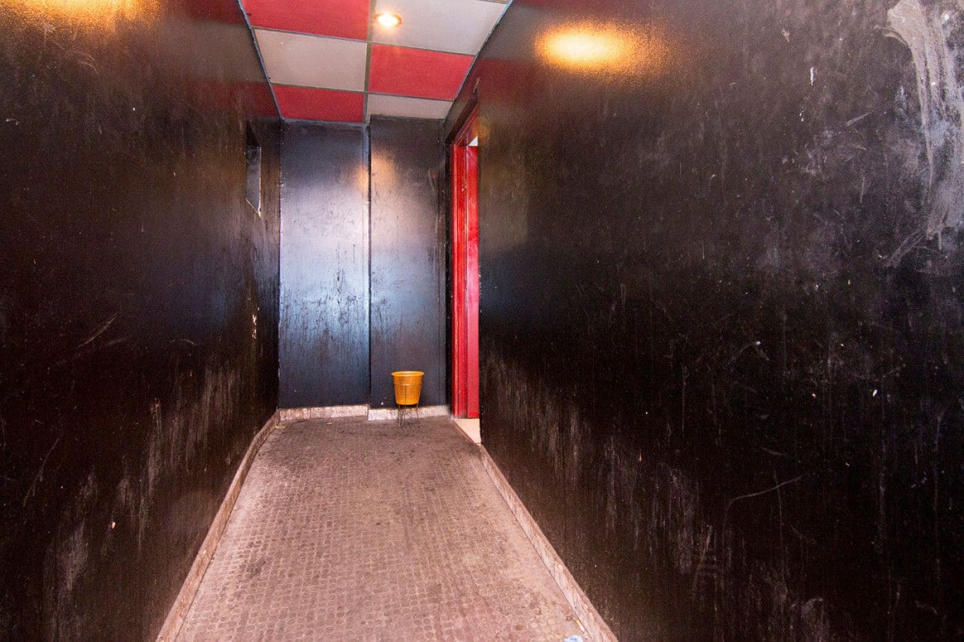 Local Comercial en Granada ciudad en venta - 200.000 € (Ref: 9534194)