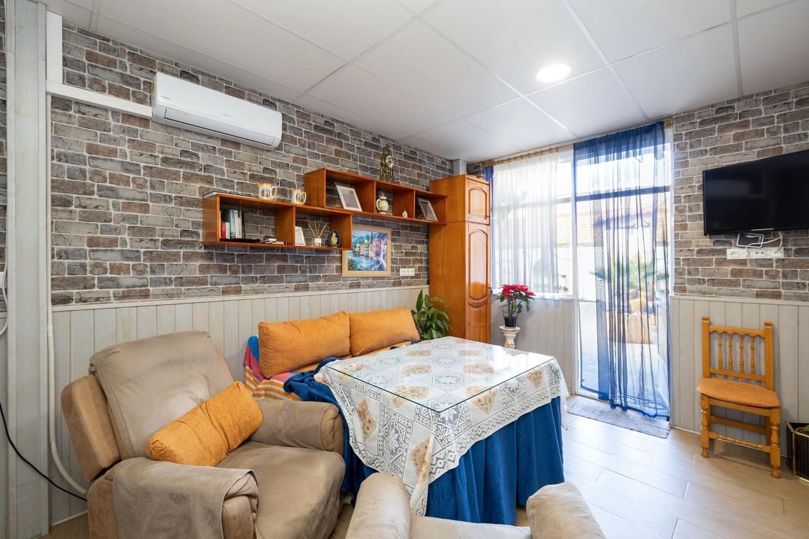 4 soveværelse Villa til salg i Vegas del Genil med garage - € 317.000 (Ref: 9534195)