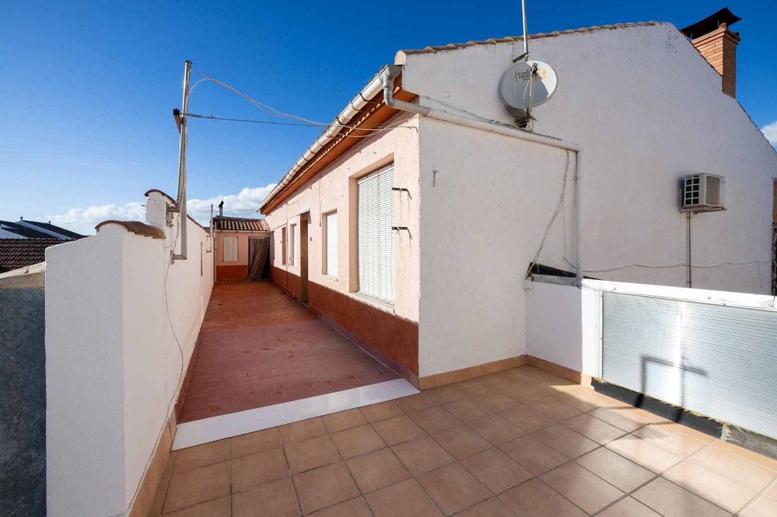 4 soveværelse Villa til salg i Vegas del Genil med garage - € 317.000 (Ref: 9534195)