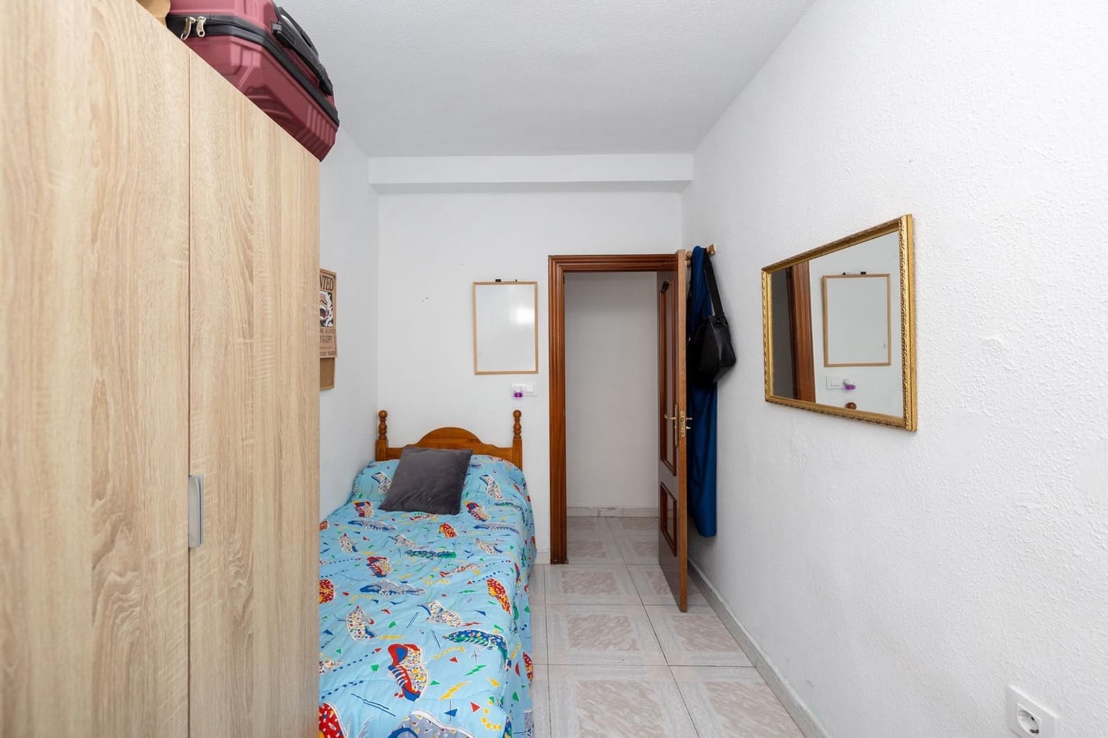 3 Zimmer Wohnung zu verkaufen in Granada Stadt - 148.000 € (Ref: 9534196)