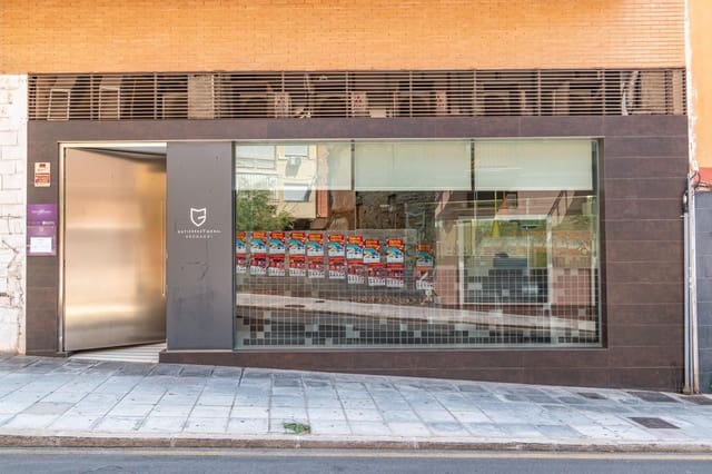 Commercial for sale in Motril - € 295,000 (Ref: 9534201)