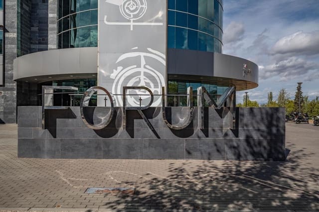 Garage te koop in Figares, Granada stad - € 35.000 (Ref: 9534202)