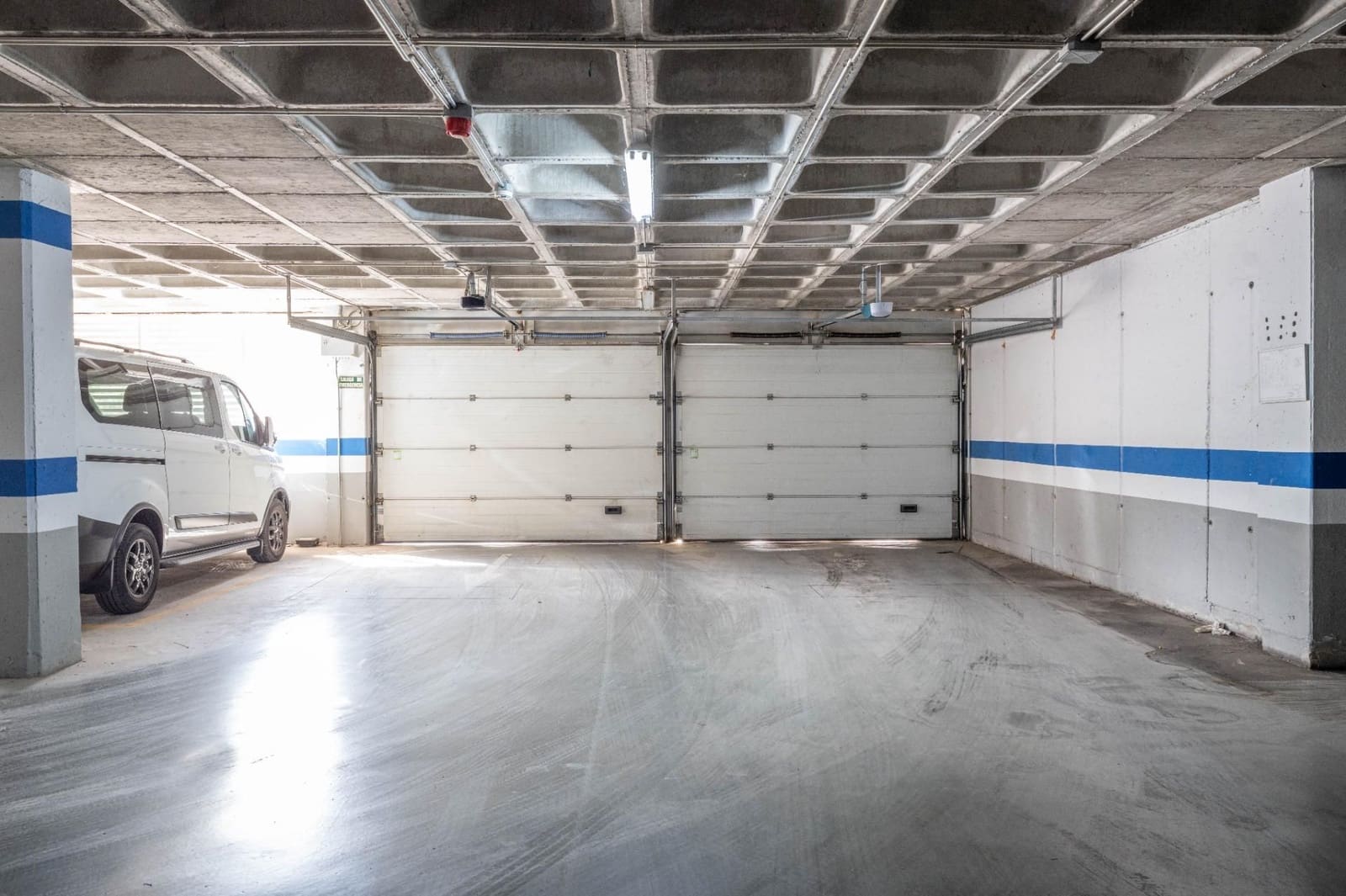 Garage te koop in Granada stad - € 35.000 (Ref: 9534202)