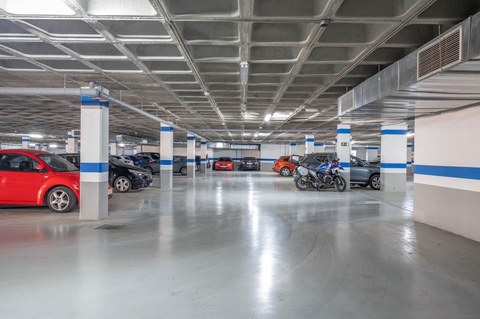 Garage te koop in Granada stad - € 35.000 (Ref: 9534202)