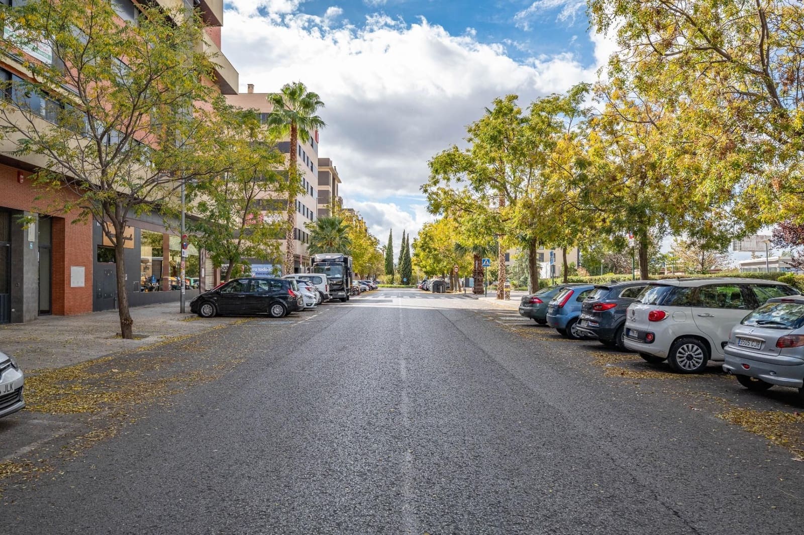 Garage te koop in Granada stad - € 35.000 (Ref: 9534202)